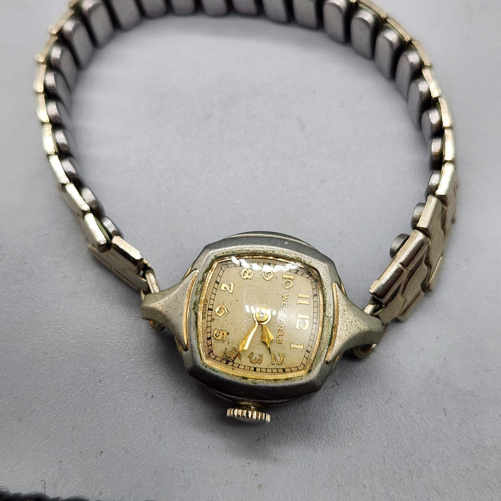 Vintage Westfield Womens Watch Silver Tone Champagne Dial Bracelet Swiss Box