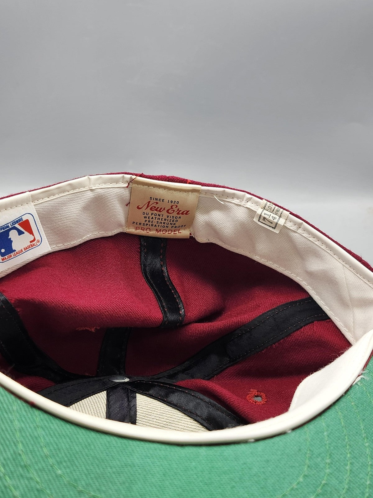 Vintage Philadelphia Phillies Hat Cap Fitted Mens 7 1/4 Red MLB Baseball New Era