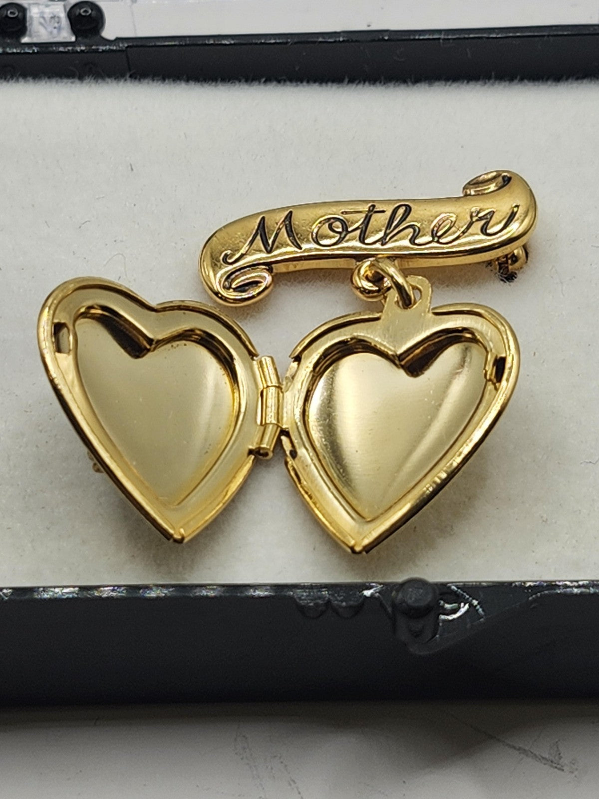 Gold Tone Mother Heart Locket Brooch Pin Eagle USA Military Jewelry Gift