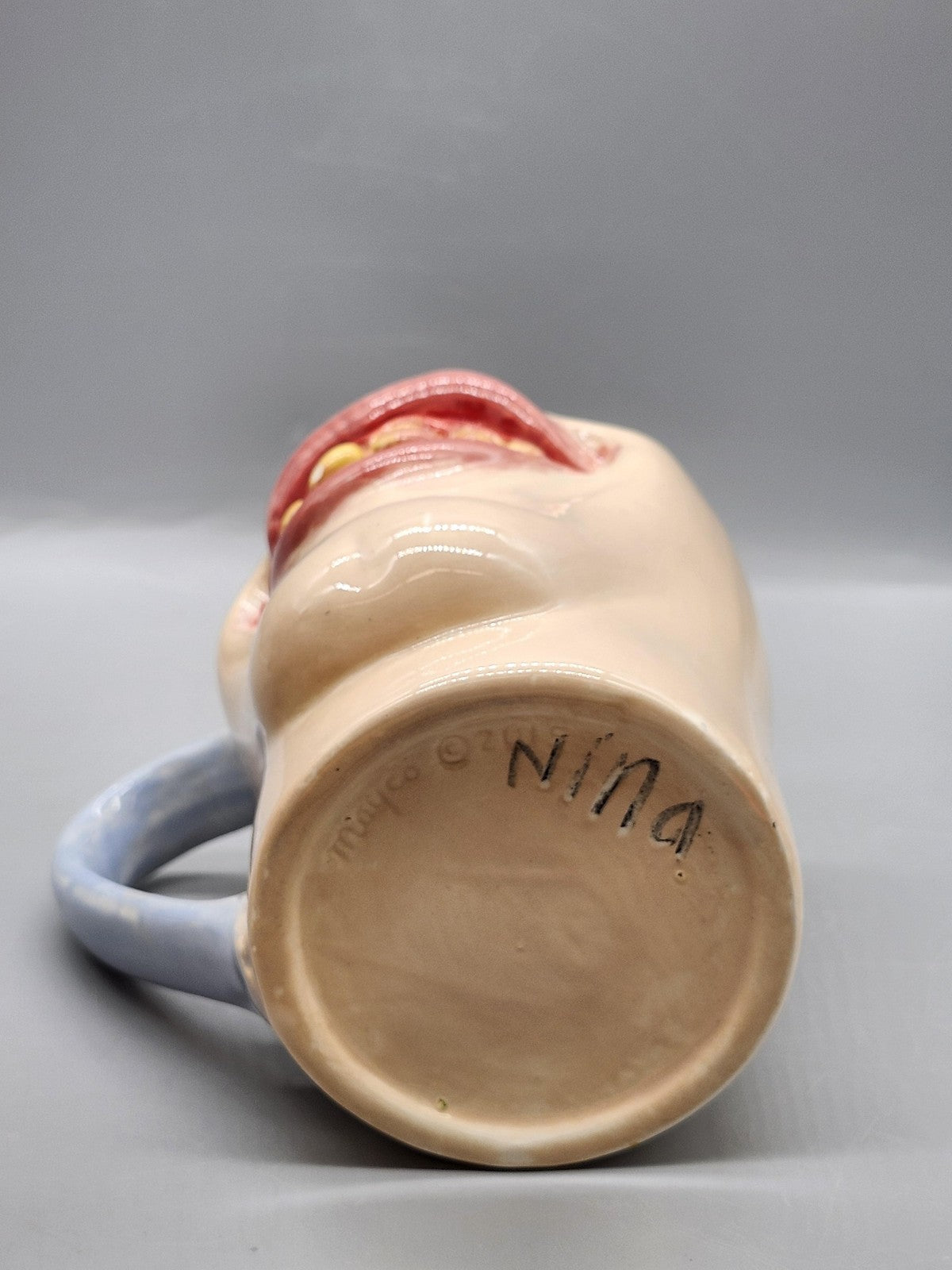 Mayco Nina Face Coffee Mug Beige Ceramic Teeth Smile Novelty Creepy Cup Decor