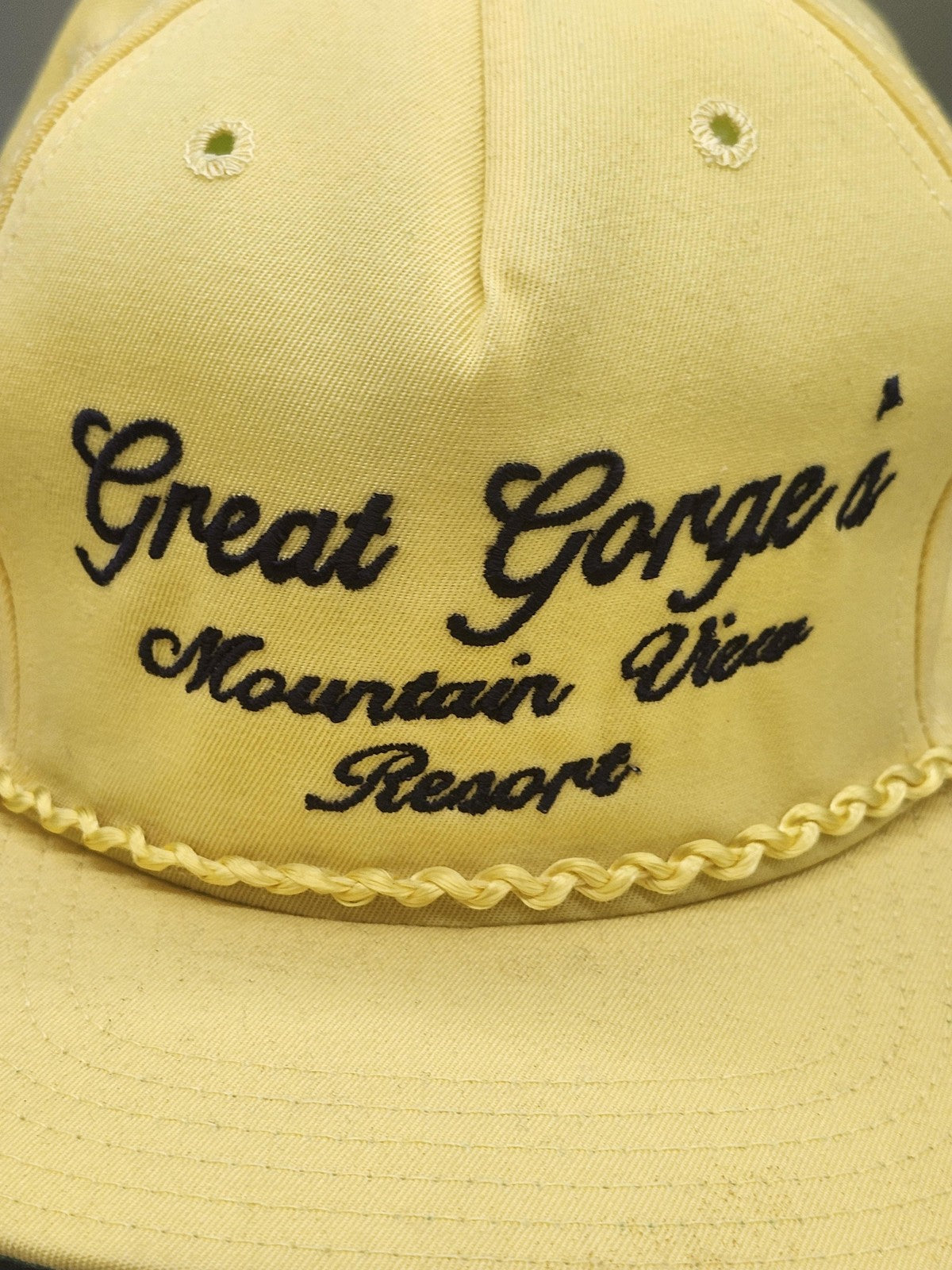 Vintage New Era Great Gorge's Resort Hat Cap Snap Back Mens Large Yellow 80s
