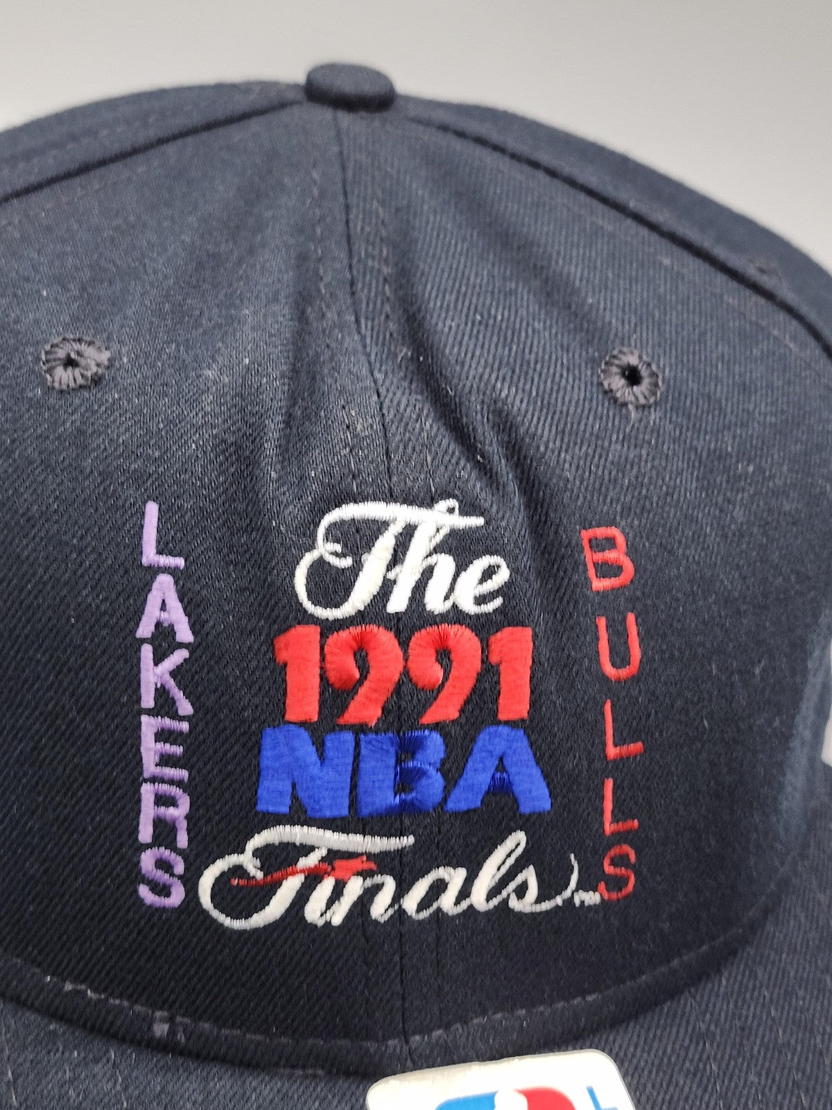 Vintage Chicago Bulls Lakers Hat Cap Snap Back New Era One Size Blue NBA Finals