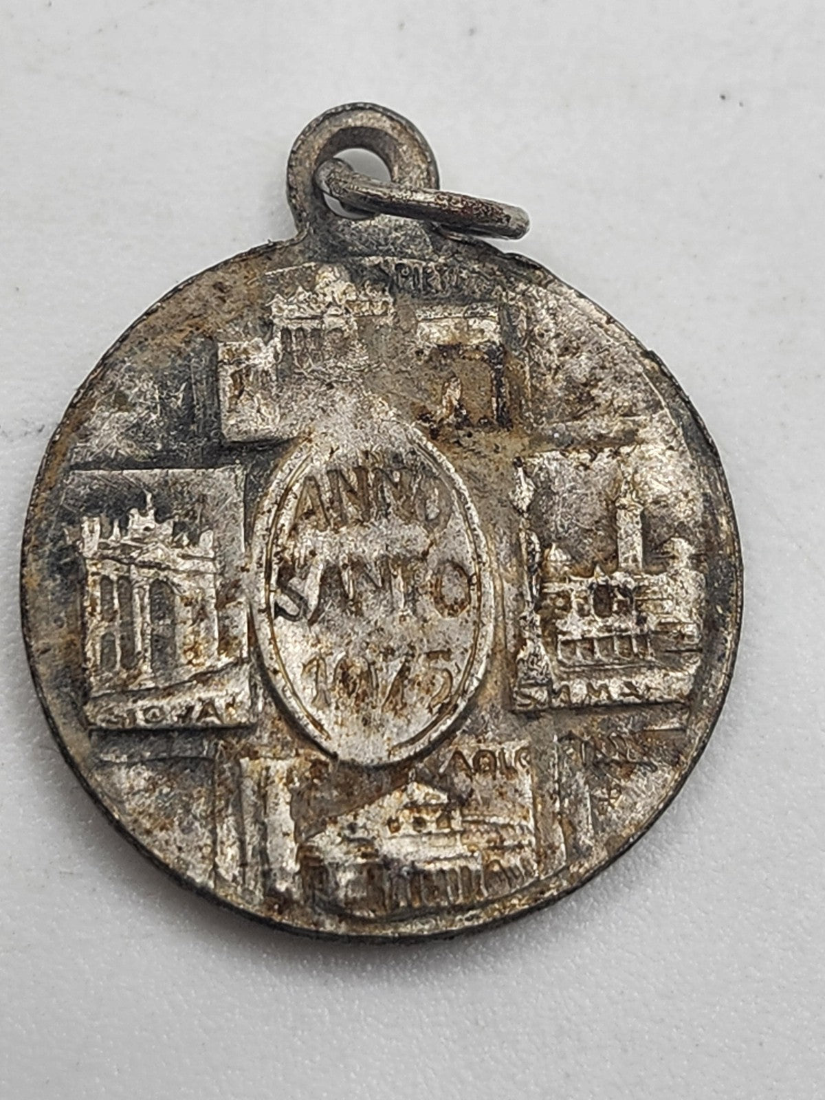 Vintage Anno Santo 1975 Paulus VI Catholic Medal Pendant Silver Tone Jewelry