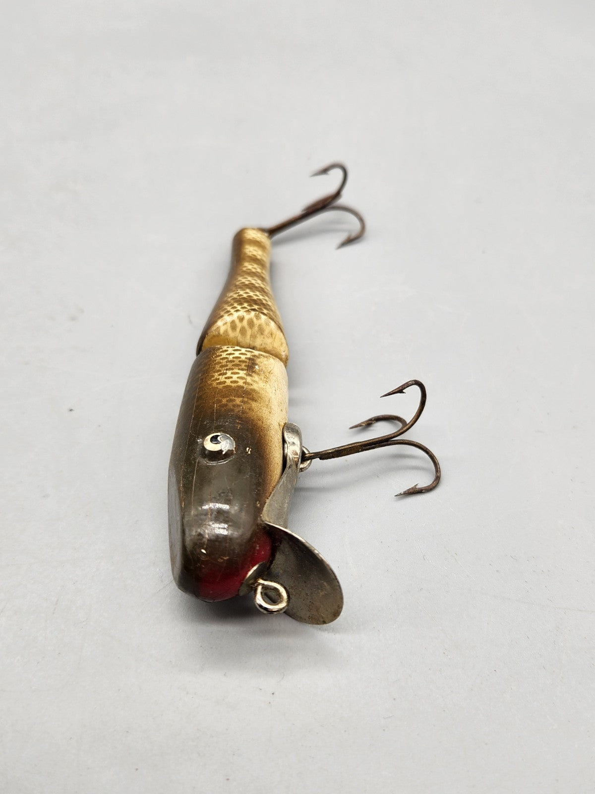 Vintage Jointed Wooden Fishing Lure Glass Eyes Diving Lip Dual Treble Hooks