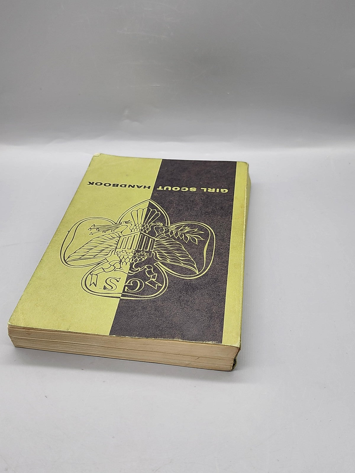 Vintage Girl Scout Handbook Girl Scouts USA Green PB Intermediate Program 1959