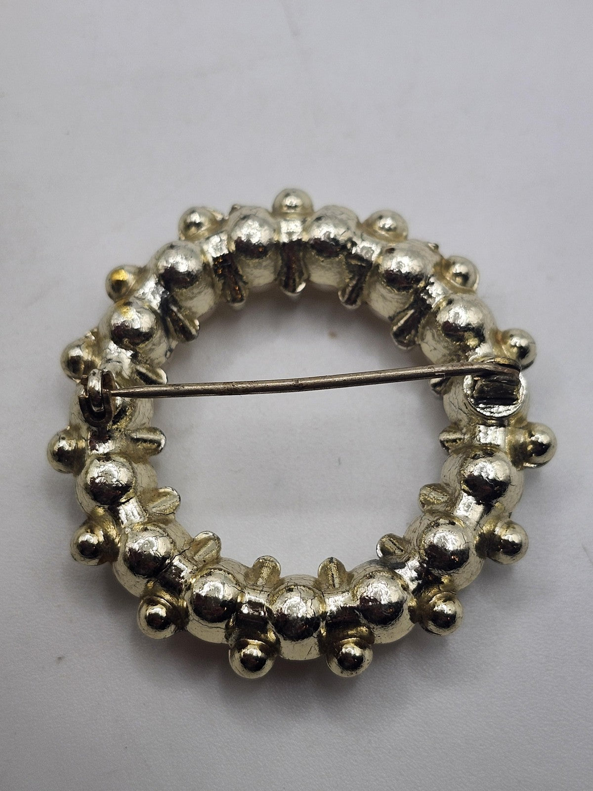 Faux Pearl Wreath Brooch Pin Silver Tone Round Costume Jewelry White Cream
