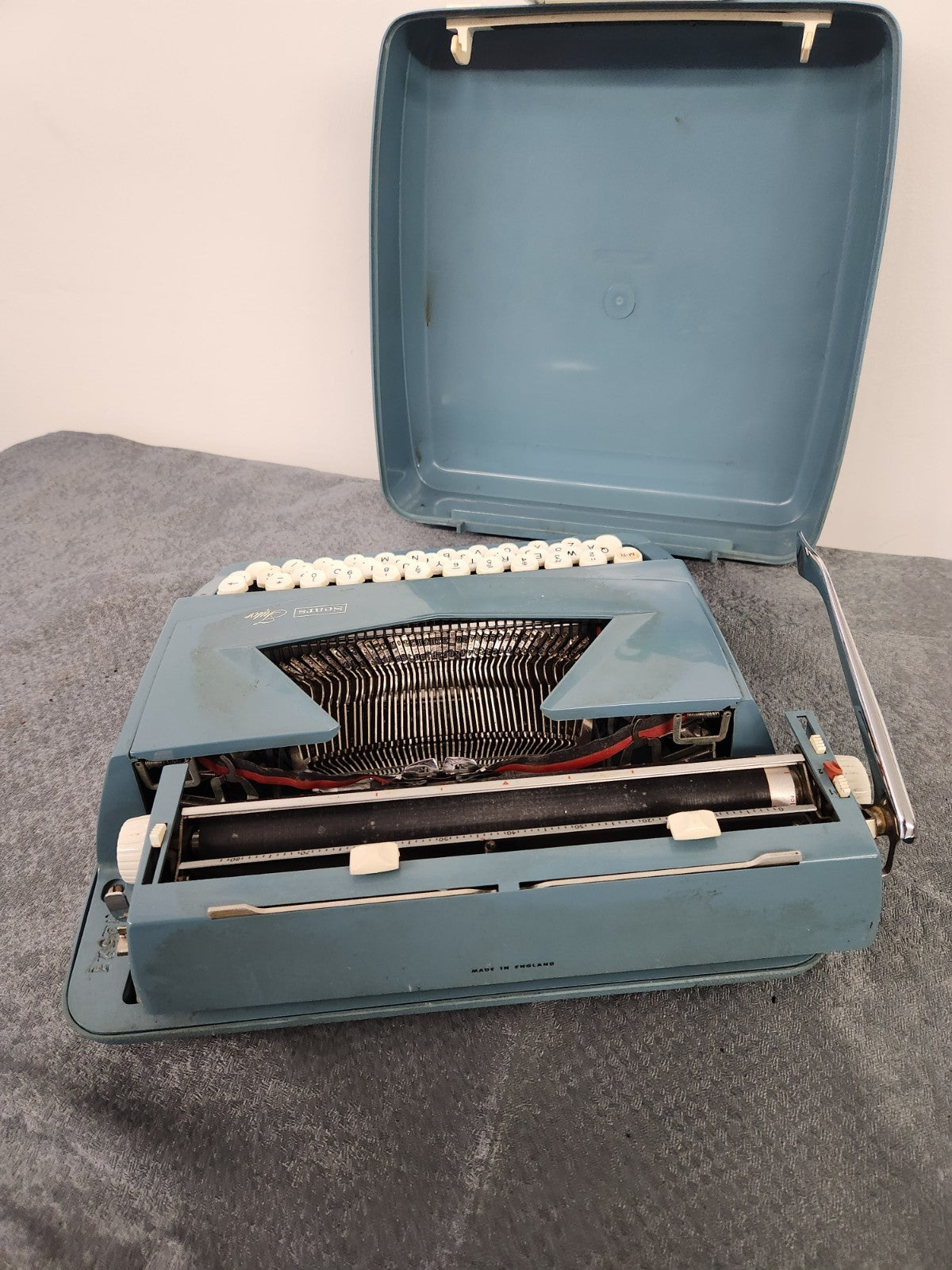 Vintage Sears Tutor Portable Typewriter Blue w/ Case Mid Century Manual...