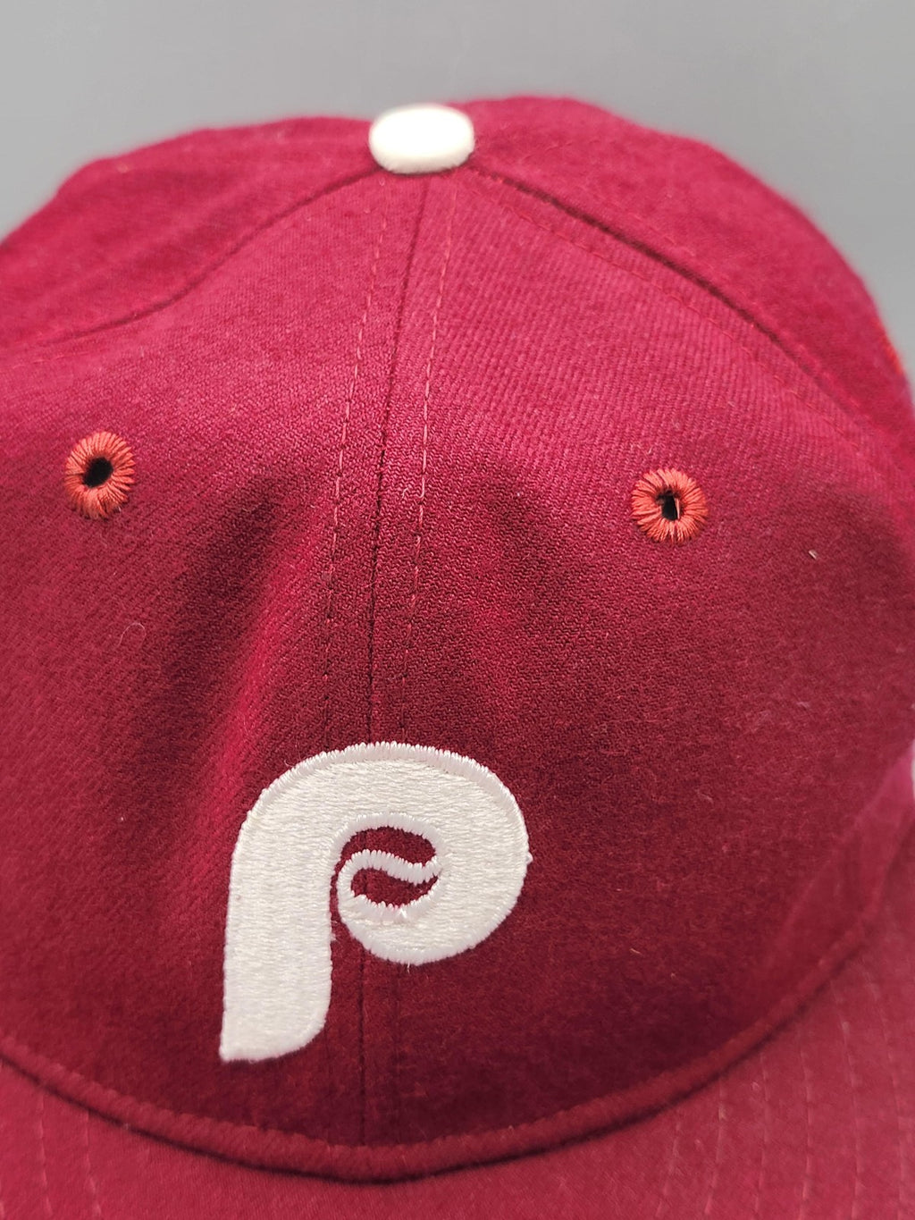 Vintage Philadelphia Phillies Hat Cap Fitted Mens 7 1/4 Red MLB Baseball New Era