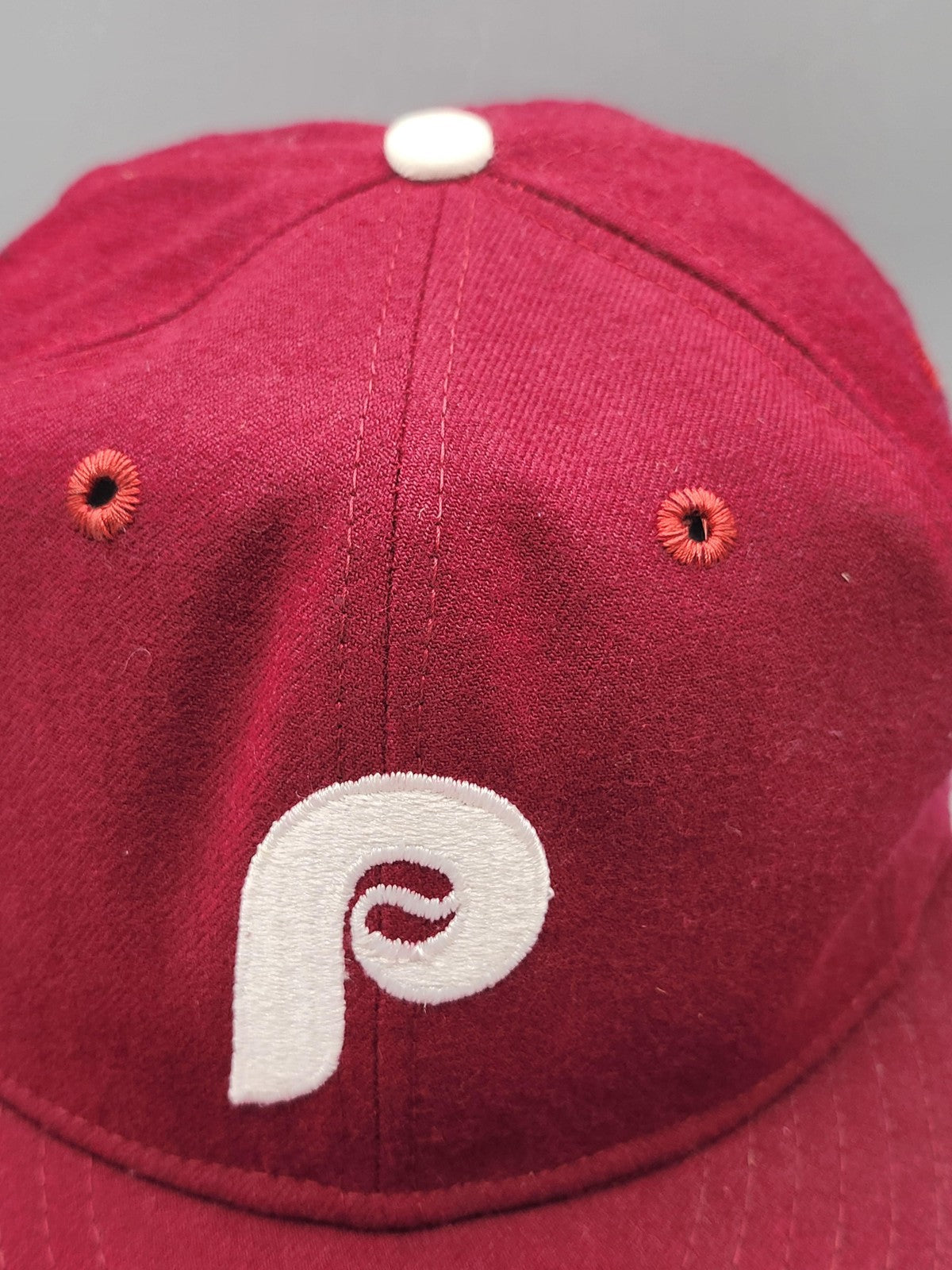Vintage Philadelphia Phillies Hat Cap Fitted Mens 7 1/4 Red MLB Baseball New Era