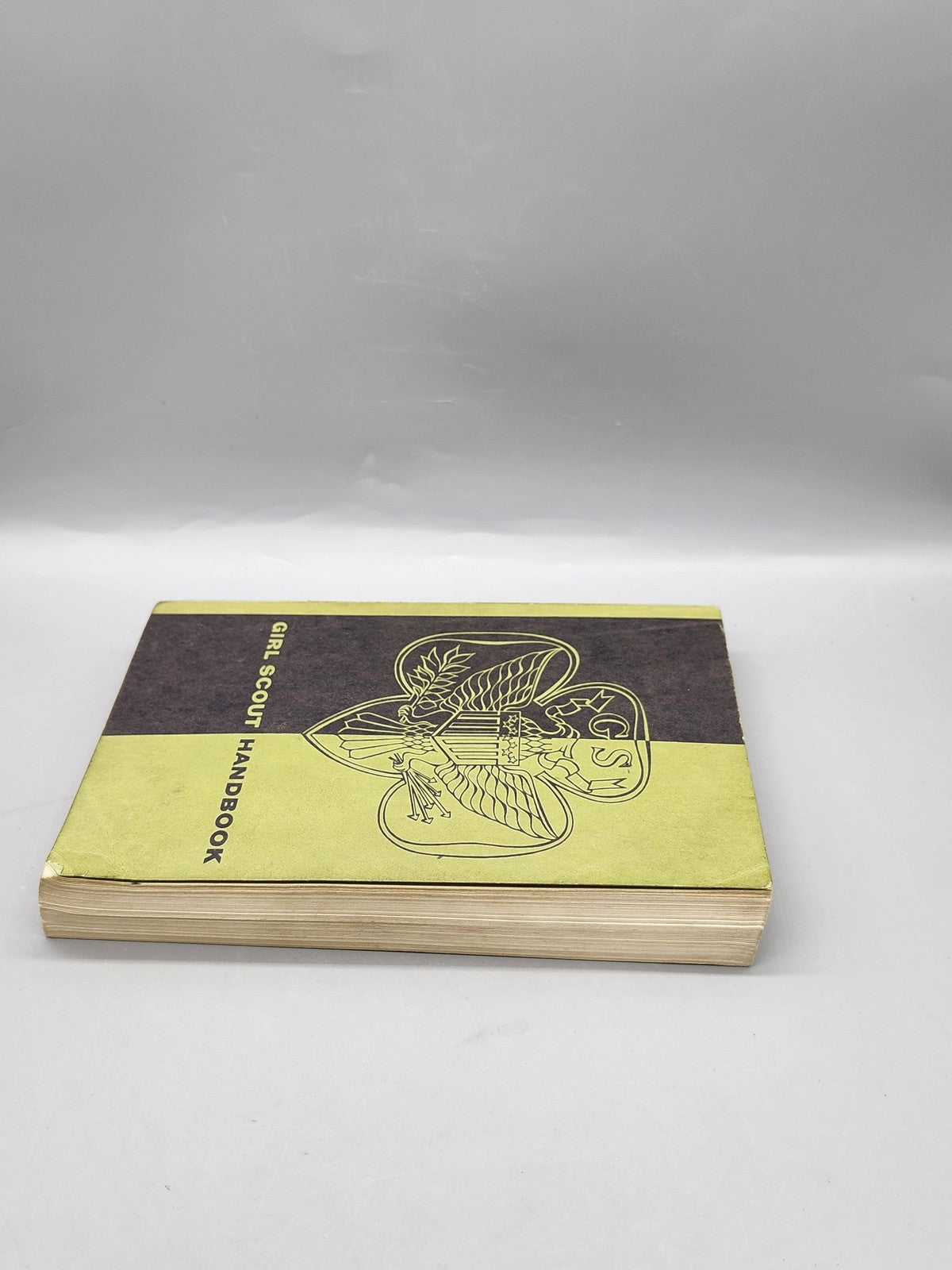 Vintage Girl Scout Handbook Girl Scouts USA Green PB Intermediate Program 1959