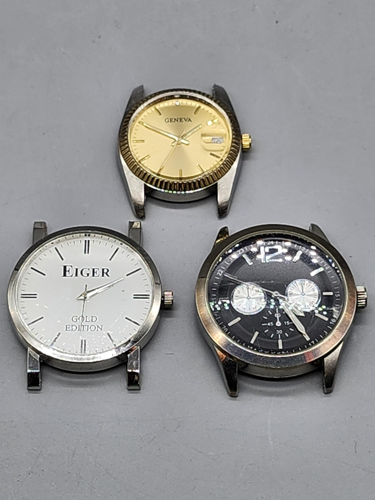 Geneva Eiger Watch Lot Mens Quartz Analog Gold Black White Dial 3pc Parts