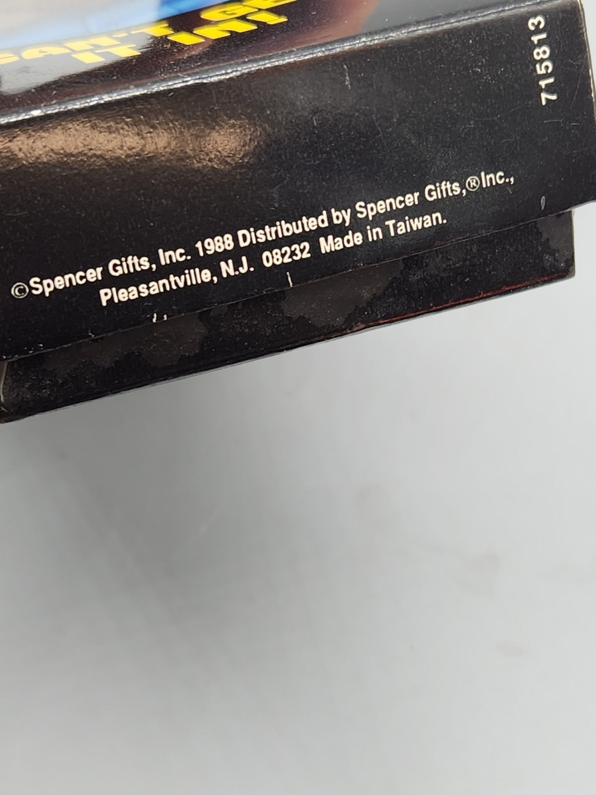 Vintage 1988 Spencer Gifts Novelty Shoehorn “For The Man Who Can’t Get It...