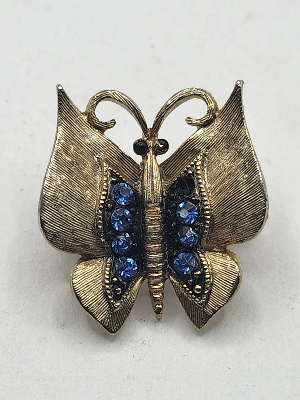 GJ Butterfly Brooch Pin Gold Tone Blue Rhinestone Insect Costume Jewelry Gift