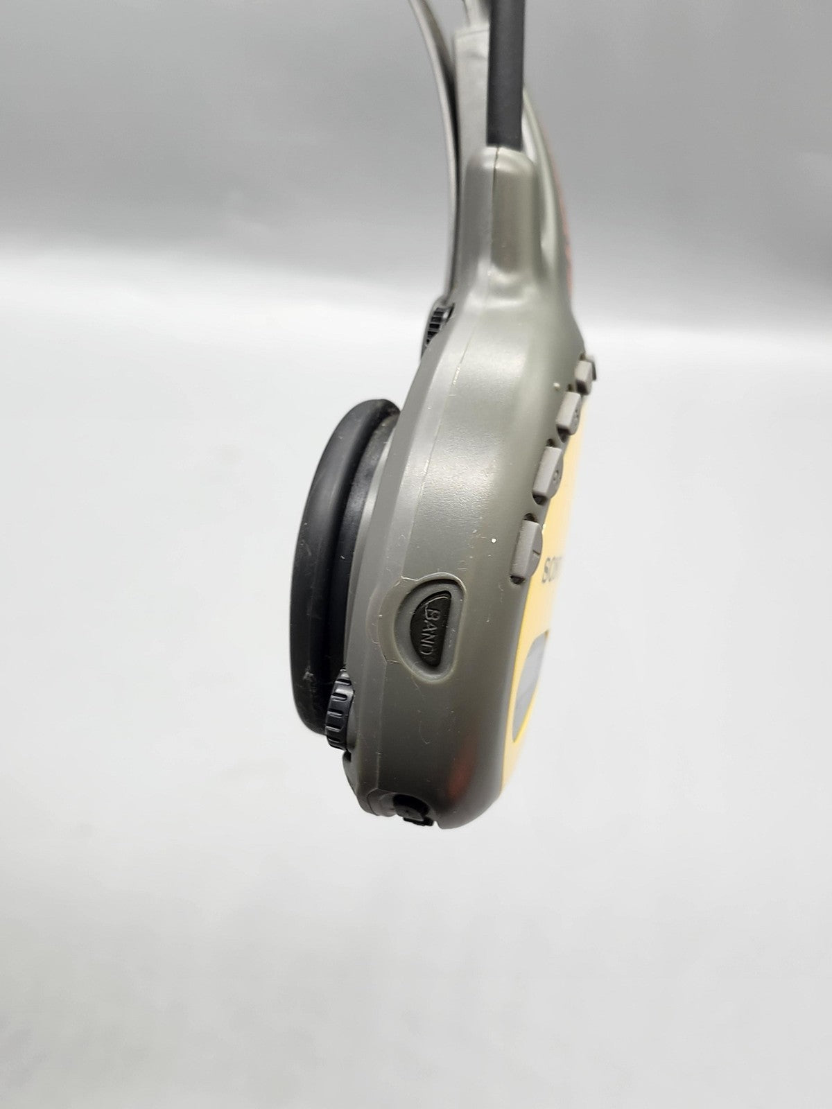 Vintage Sony SRF-HM55 Sports FM/AM Walkman Radio Headset Yellow Parts Repair