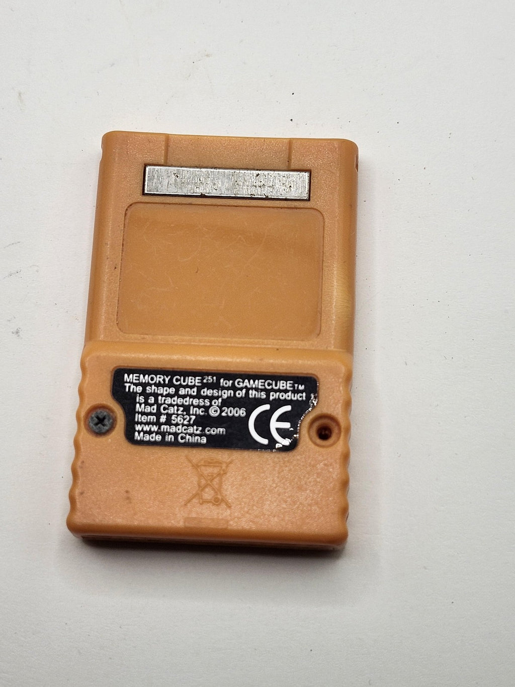 Mad Catz Memory Cube 251 4X Nintendo GameCube Brown Save Card 5627 Accessory