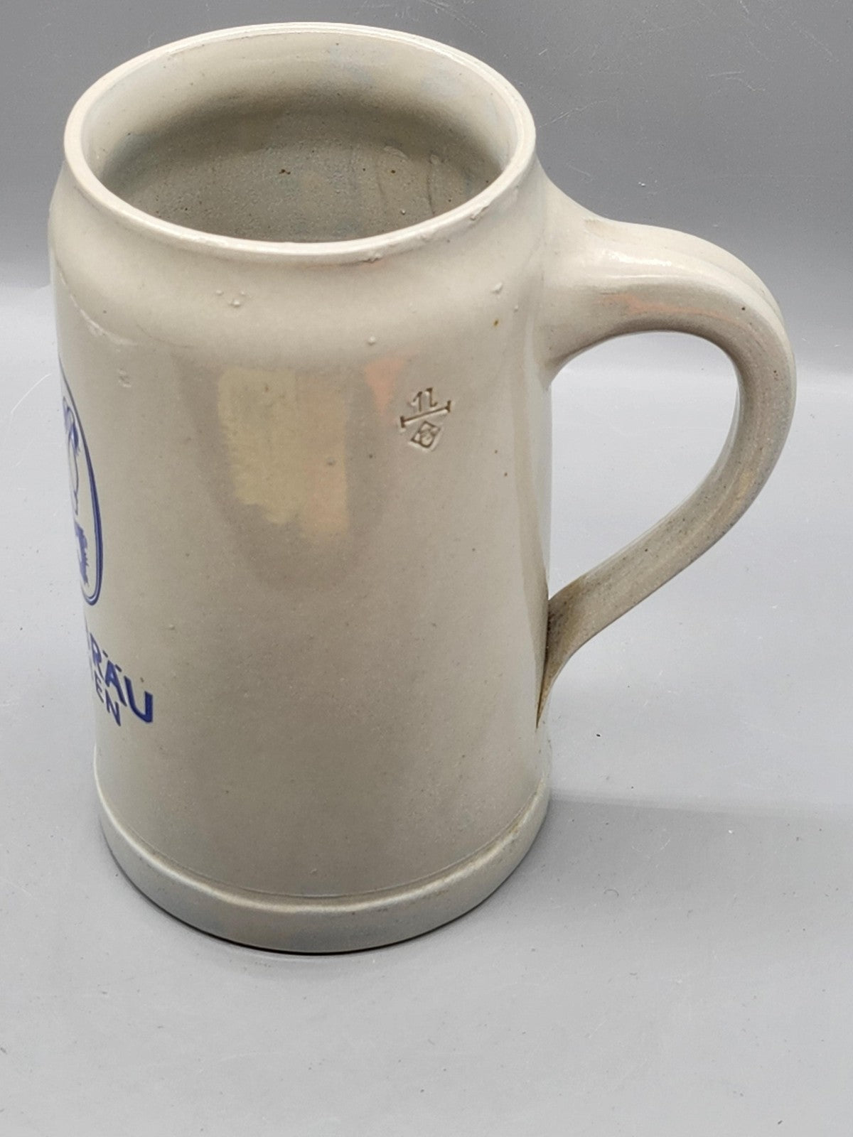 Vintage Lowenbrau Munchen Beer Mug 1L Gray Blue Stoneware Germany Breweriana