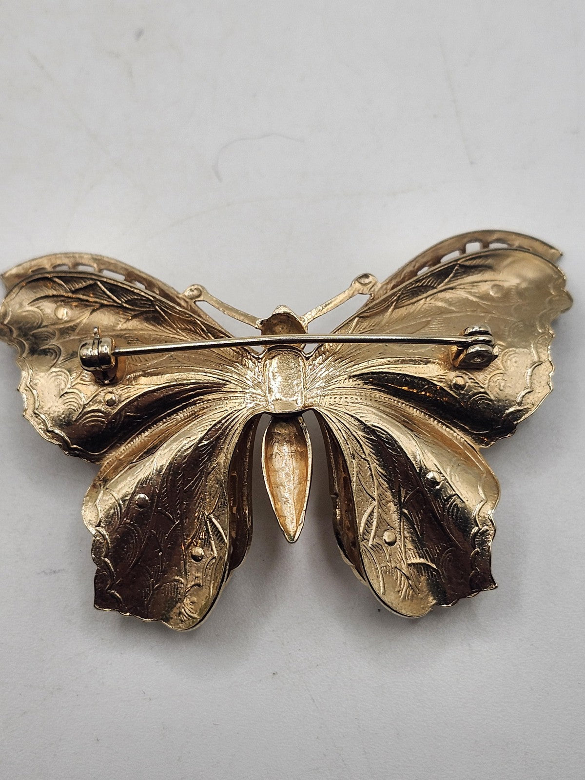 Gold Tone Butterfly Brooch Pin Filigree Openwork Insect Costume Jewelry Large