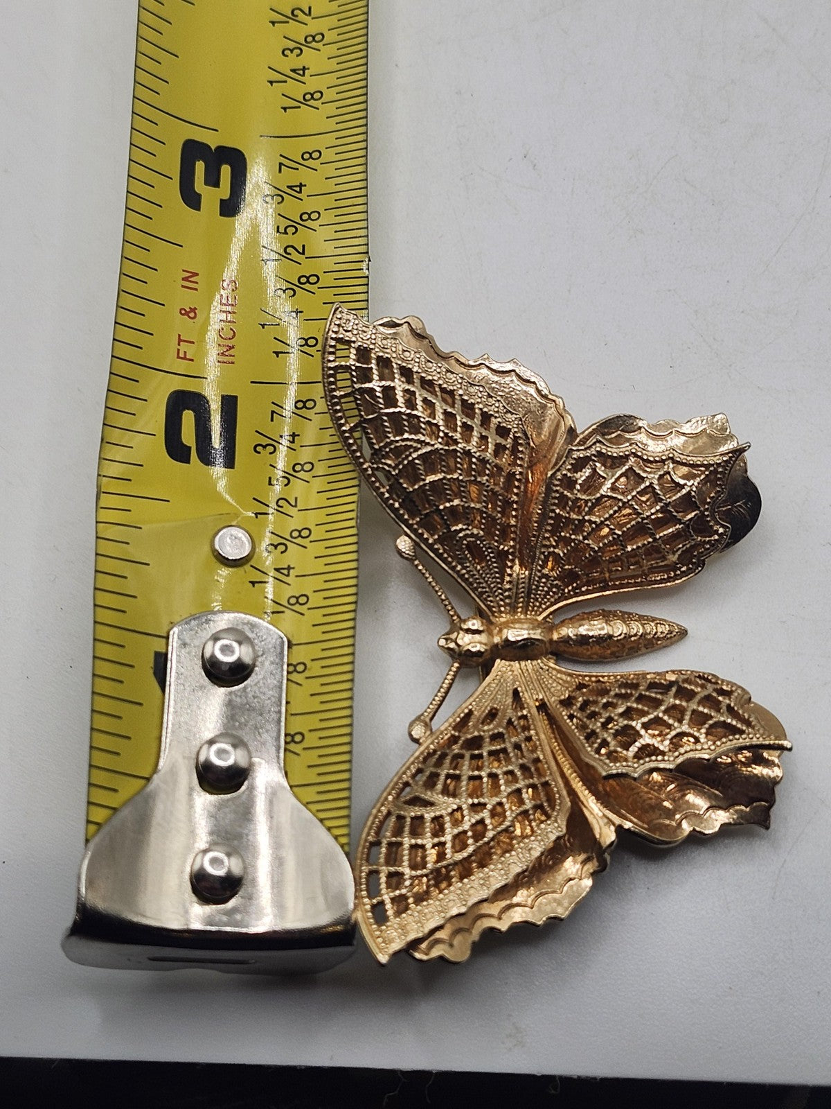 Gold Tone Butterfly Brooch Pin Filigree Openwork Insect Costume Jewelry Large