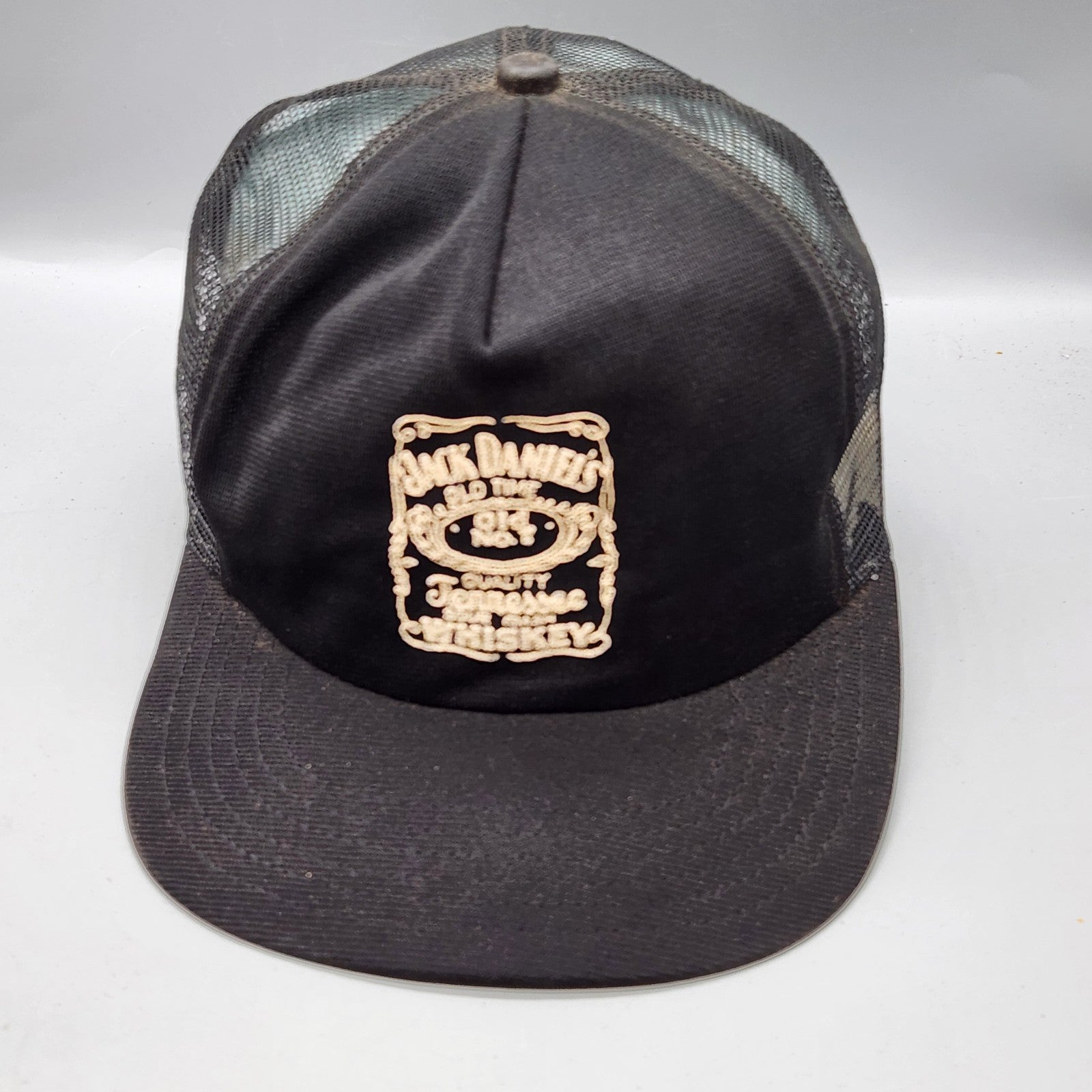Vintage Jack Daniel’s Trucker Hat USA Made Mesh Snapback Whiskey Black Cap Distr