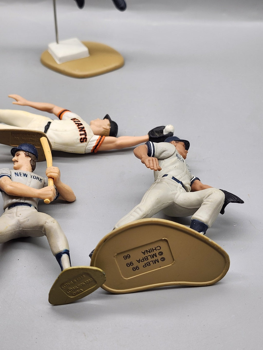 MLB Baseball Player Figurines Lot Yankees Giants 1996 1999 4 Figures