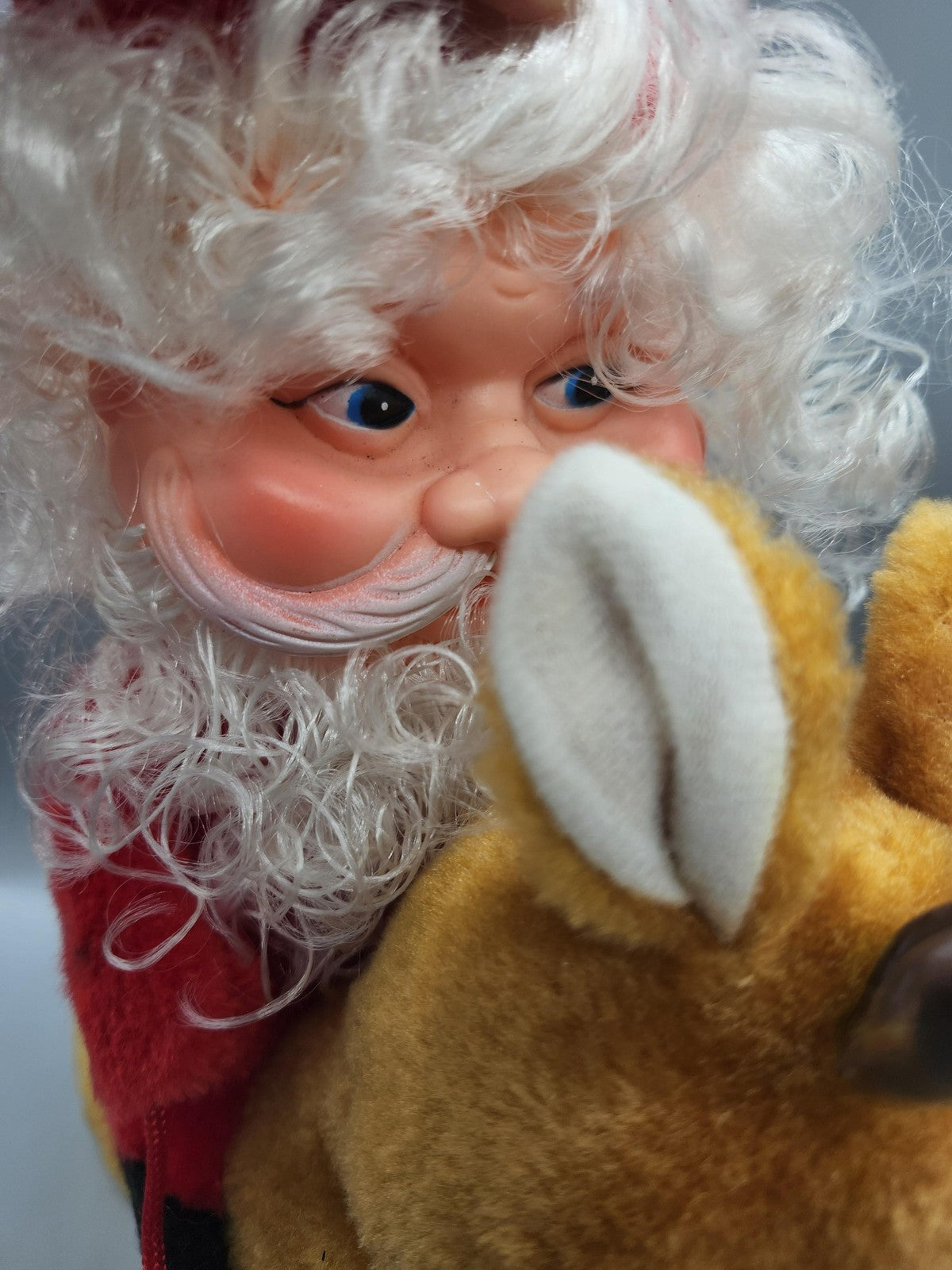 Vintage 1985 Orlando Yeh Santa Reindeer Figurine Medium Brown Plush Decor Xmas