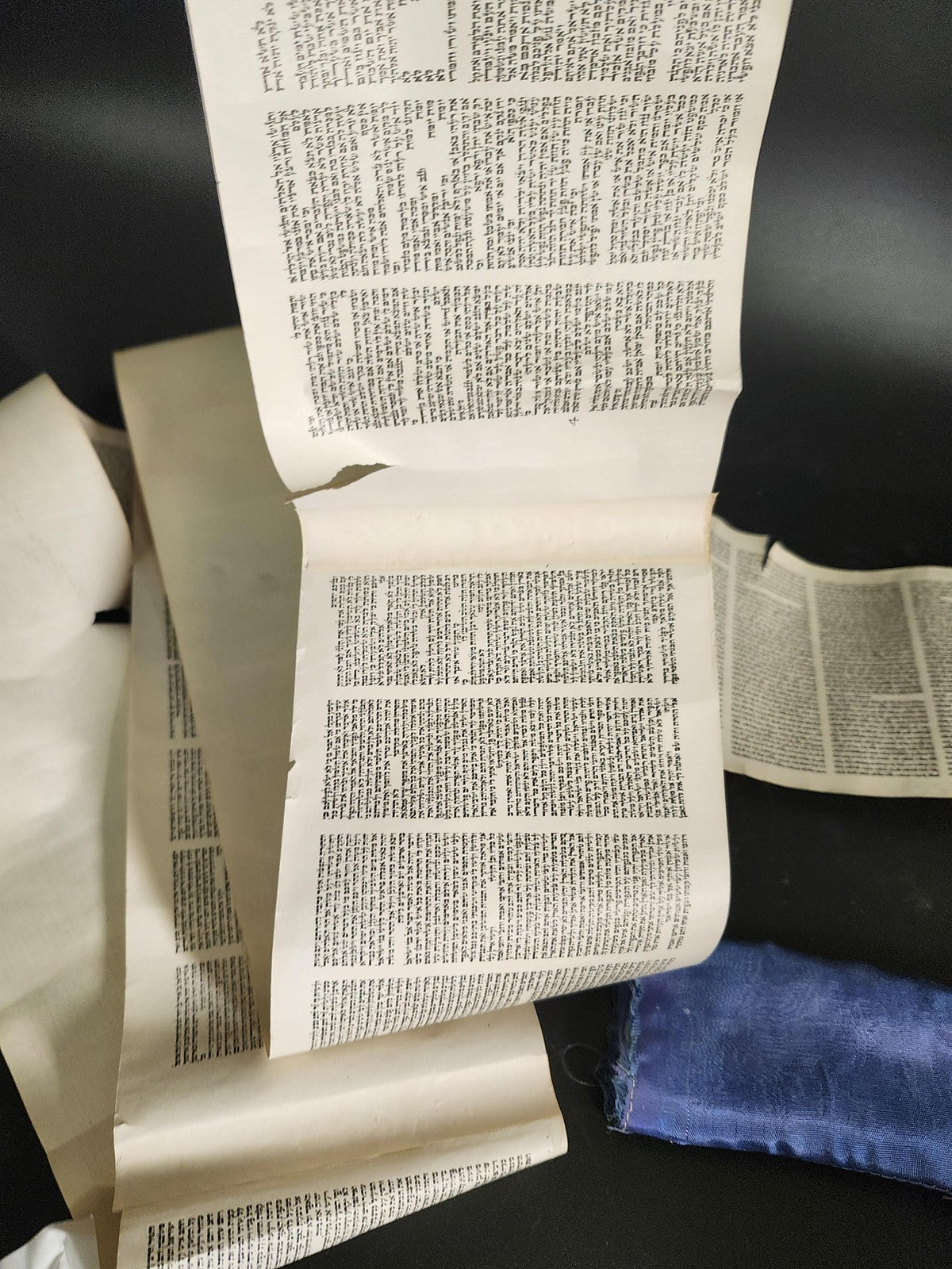 Mini Torah Scroll Hebrew Text Blue Cloth Cover Wooden Handles Judaica Decor