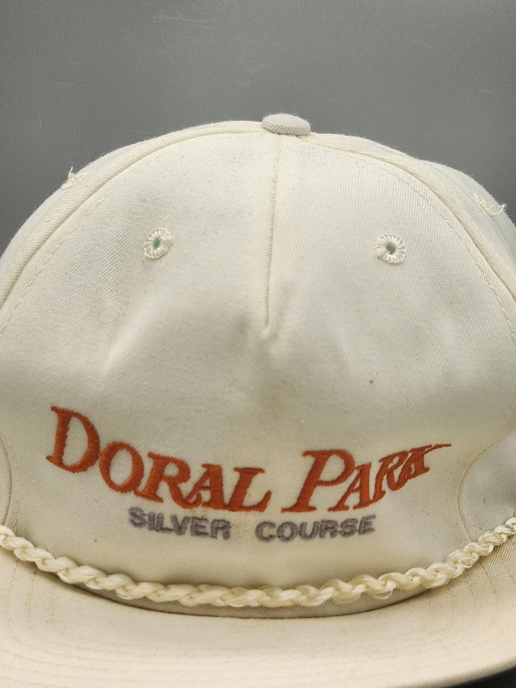 Vintage New Era Doral Park Silver Hat Cap Snap Back Mens Large White Golf 80s