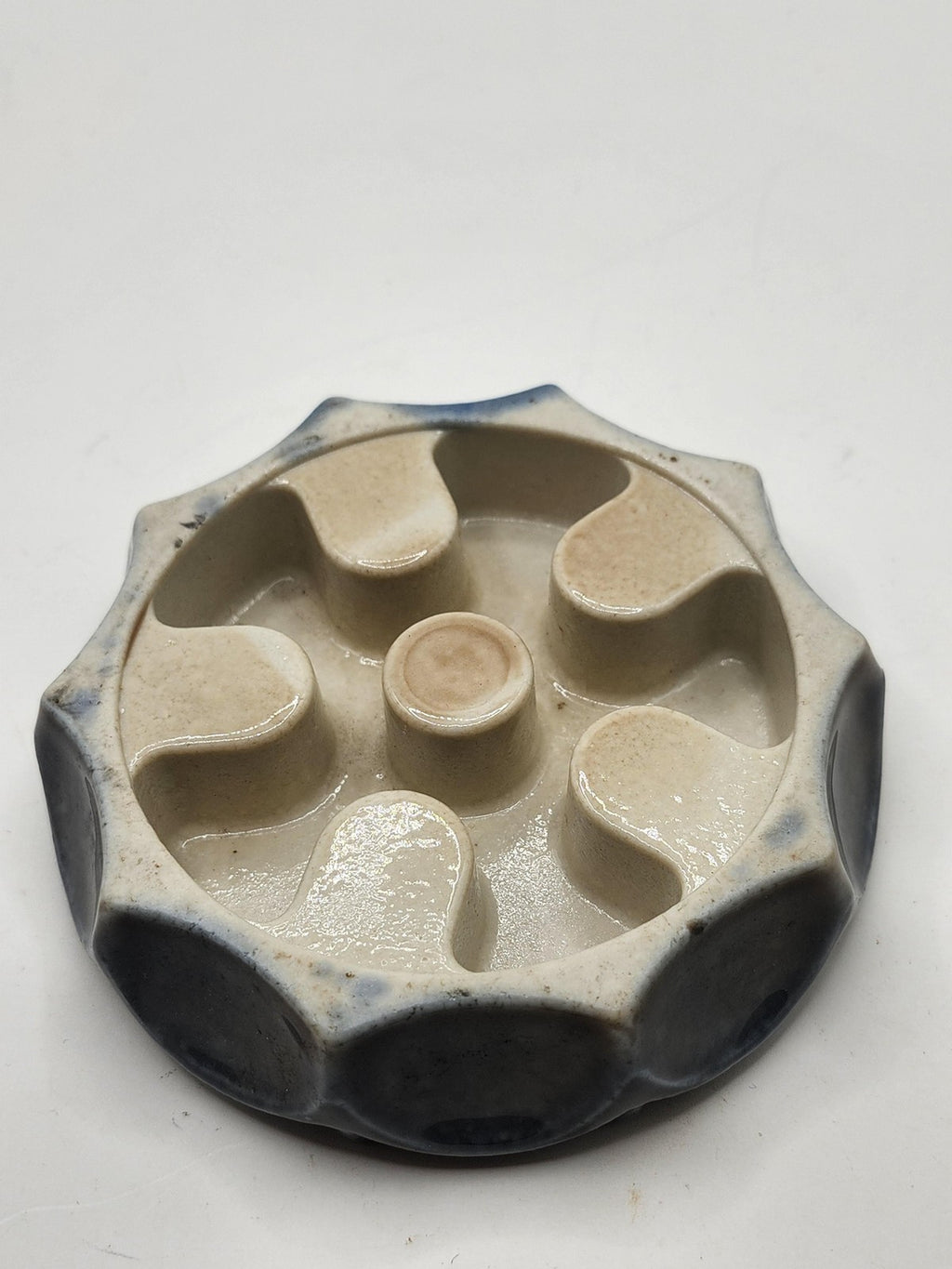 Unmarked Brown Stoneware Floral Candle Holder Round Multi Taper Table Decor