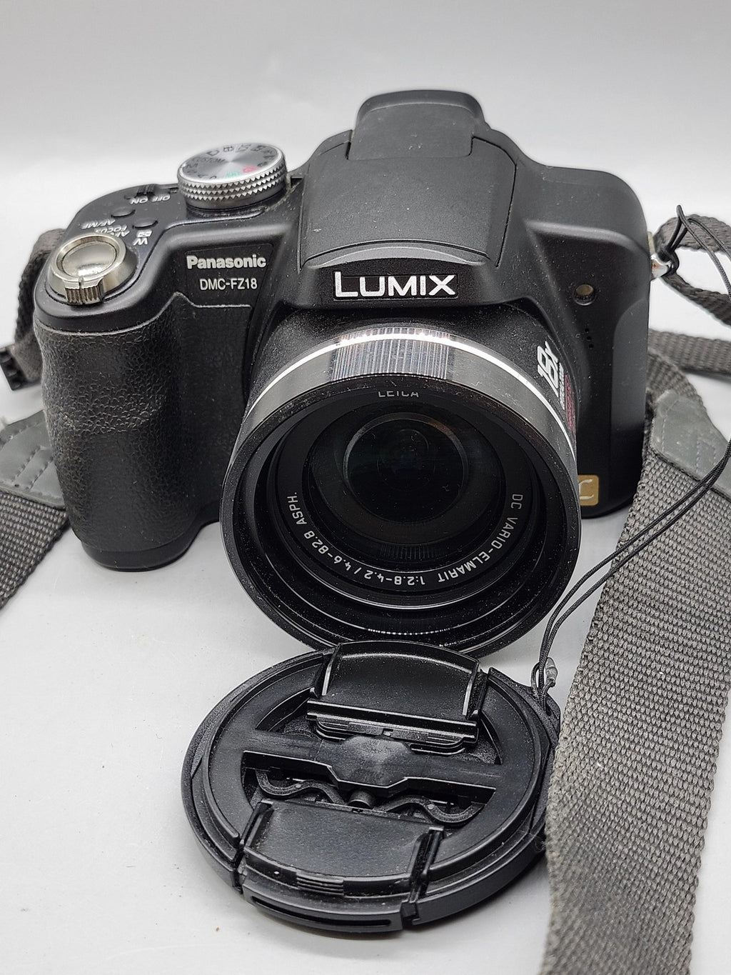 Panasonic Lumix DMC-FZ18 Digital Camera 8.1MP 18X Zoom Black For Parts Repair
