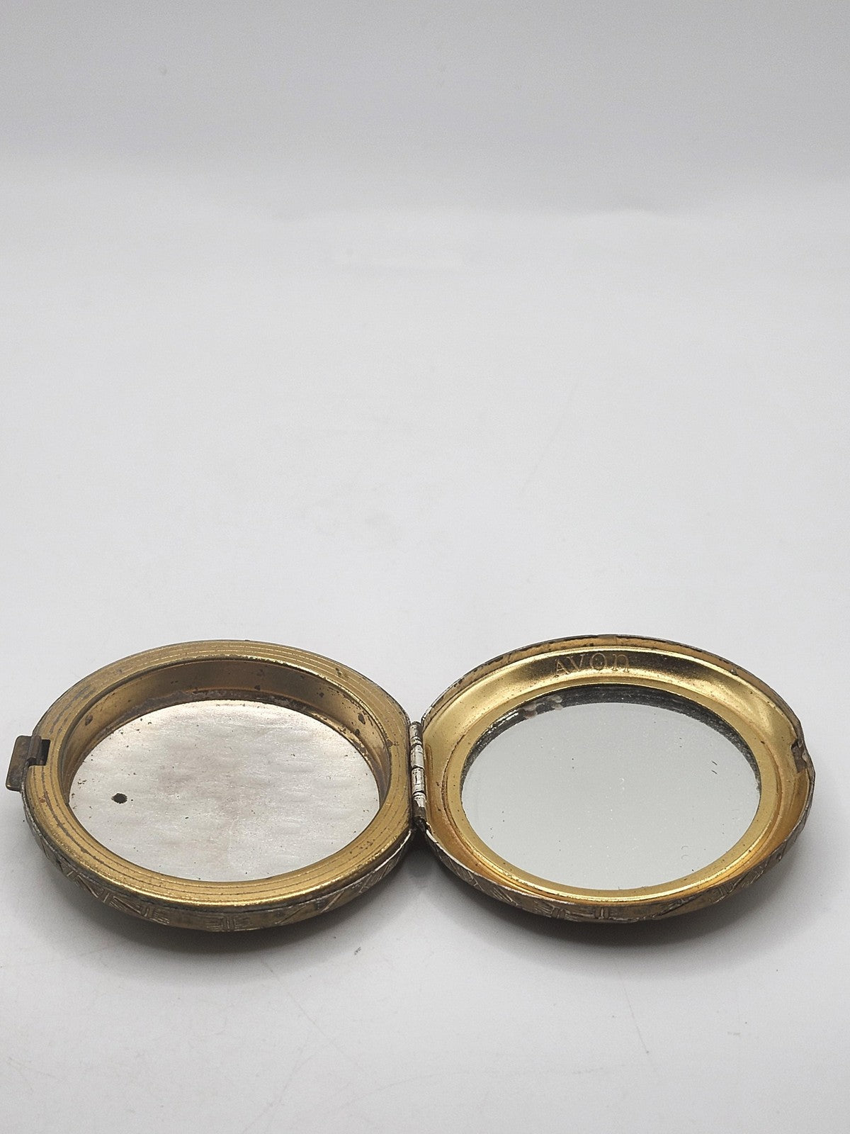 Vintage Avon Gold Tone Basketweave Compact Mirror Oval Makeup Case Vanity Decor