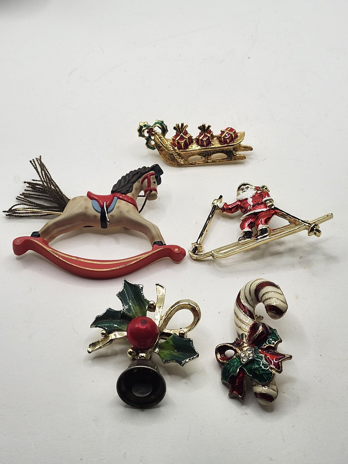 Hallmark Christmas Brooch Pin Lot Enamel Rocking Horse Sleigh Santa 5pc Holiday