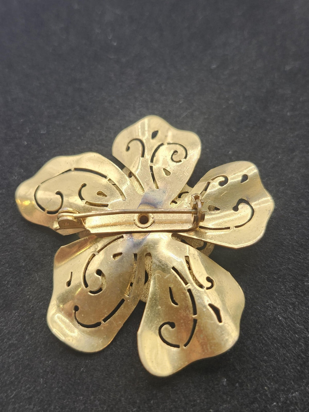 Gold Tone Flower Brooch Pin Blue Rhinestone Petals Layered Costume Jewelry