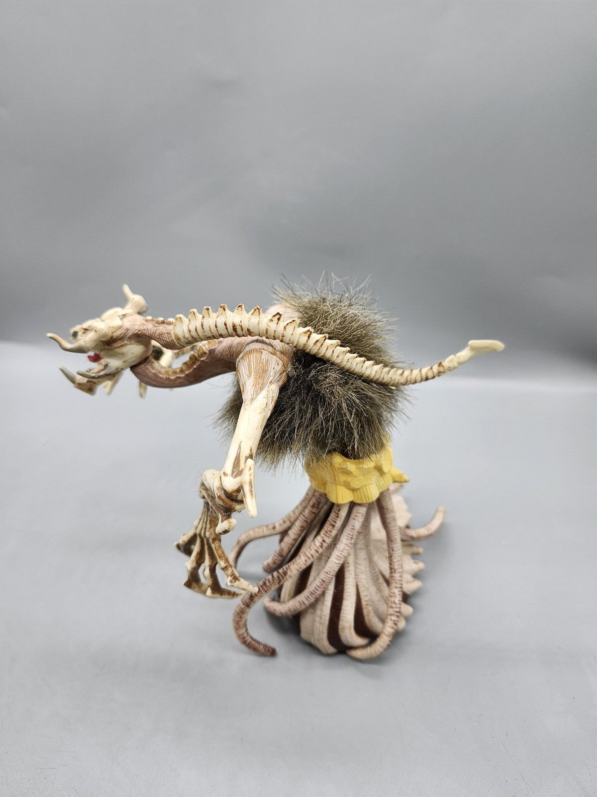 Vintage 1997 Marvel Monster Action Figure ToyBiz Beige Plastic Loose Fur Tail