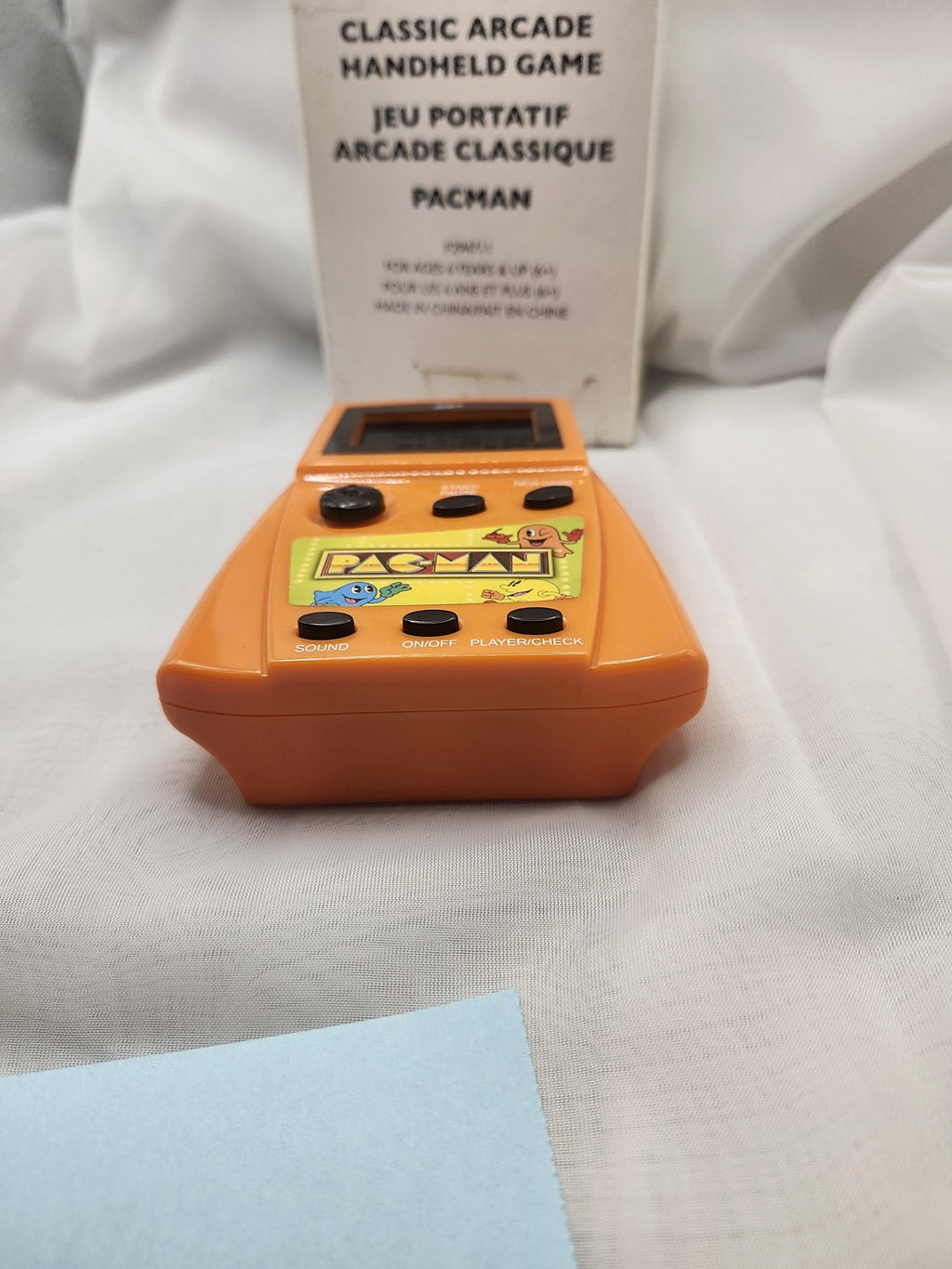 Vintage 2001 MGA Entertainment Pac-Man Classic Arcade Handheld Game Orange Toy