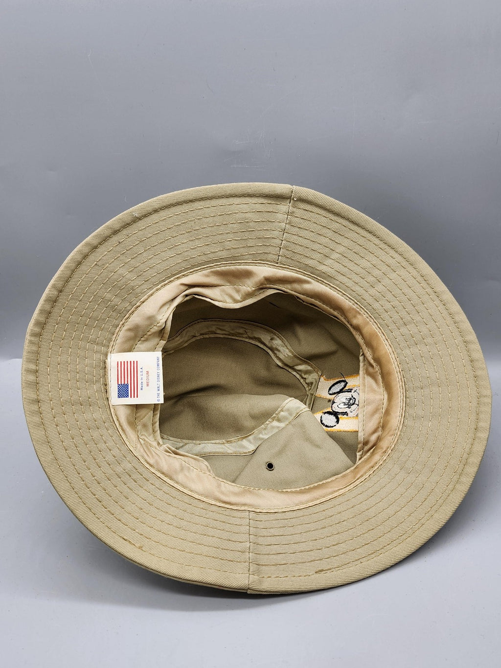 Disney Mickey Mouse Hat Bucket Fitted Mens Medium Beige Twill Wide Brim USA