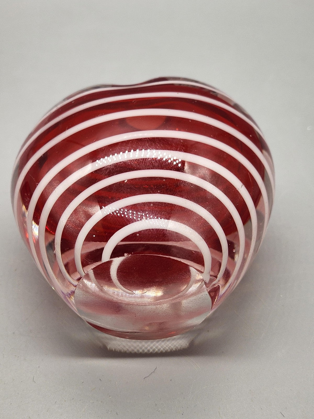 Unmarked Red Art Glass Heart Paperweight White Swirl Pen Holder Desk Decor