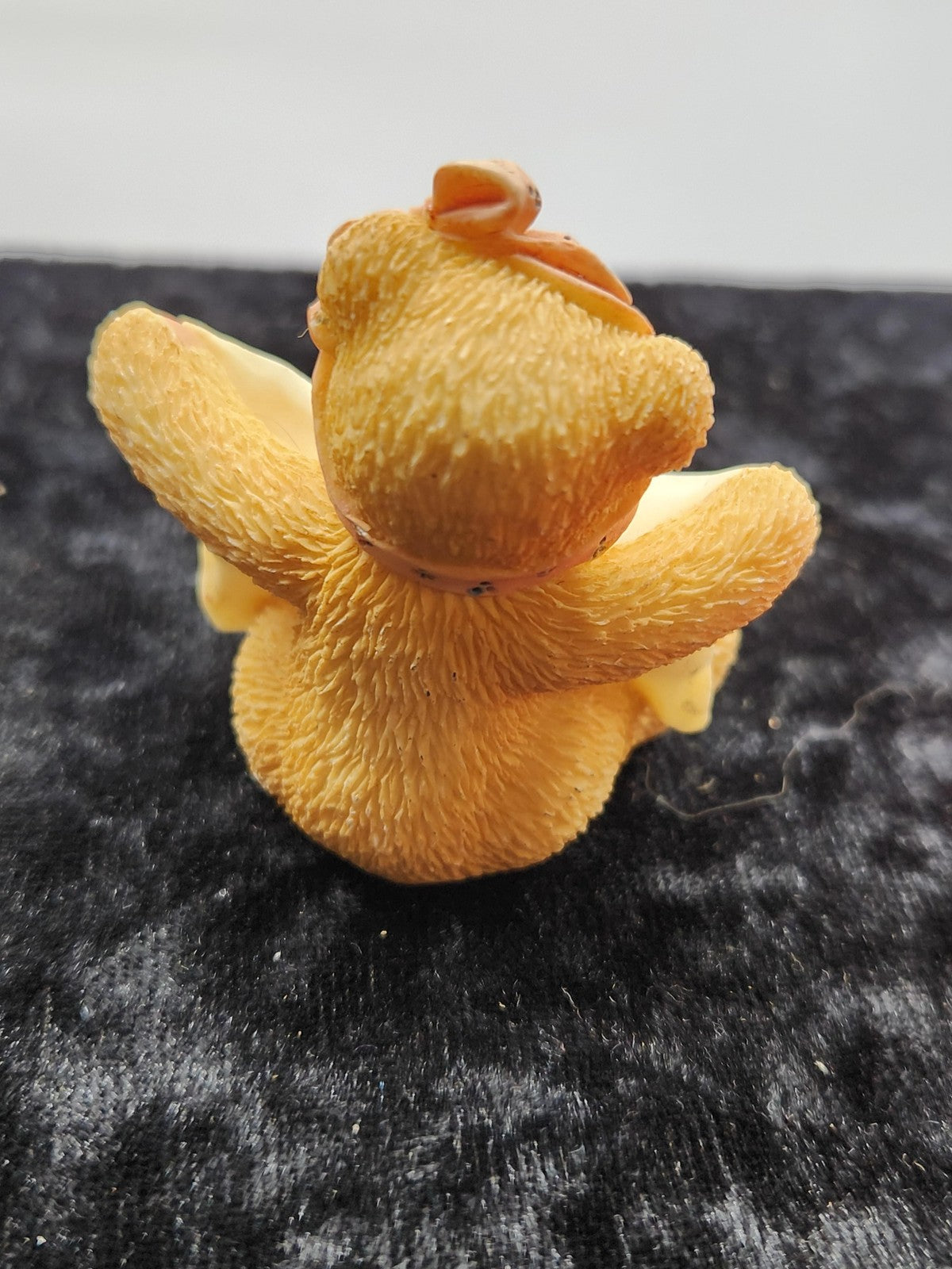 Unmarked Bear Figurine Small Yellow Resin Miss Message Blanket Bow Floral Decor
