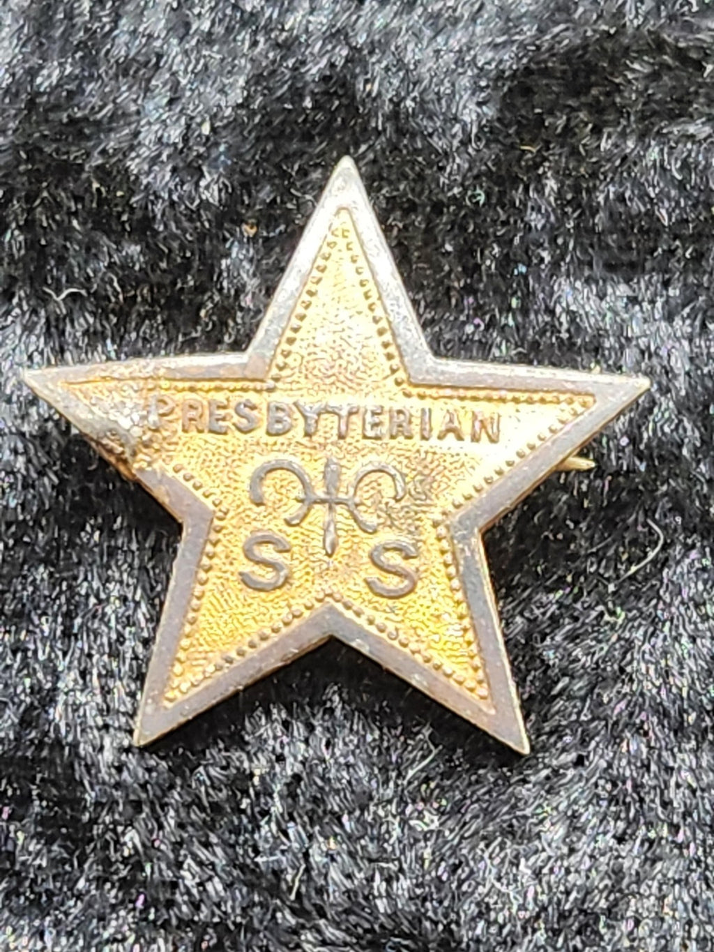 Vintage Presbyterian SS Star Pin Gold Tone Religious Sunday School Lapel Jewelry