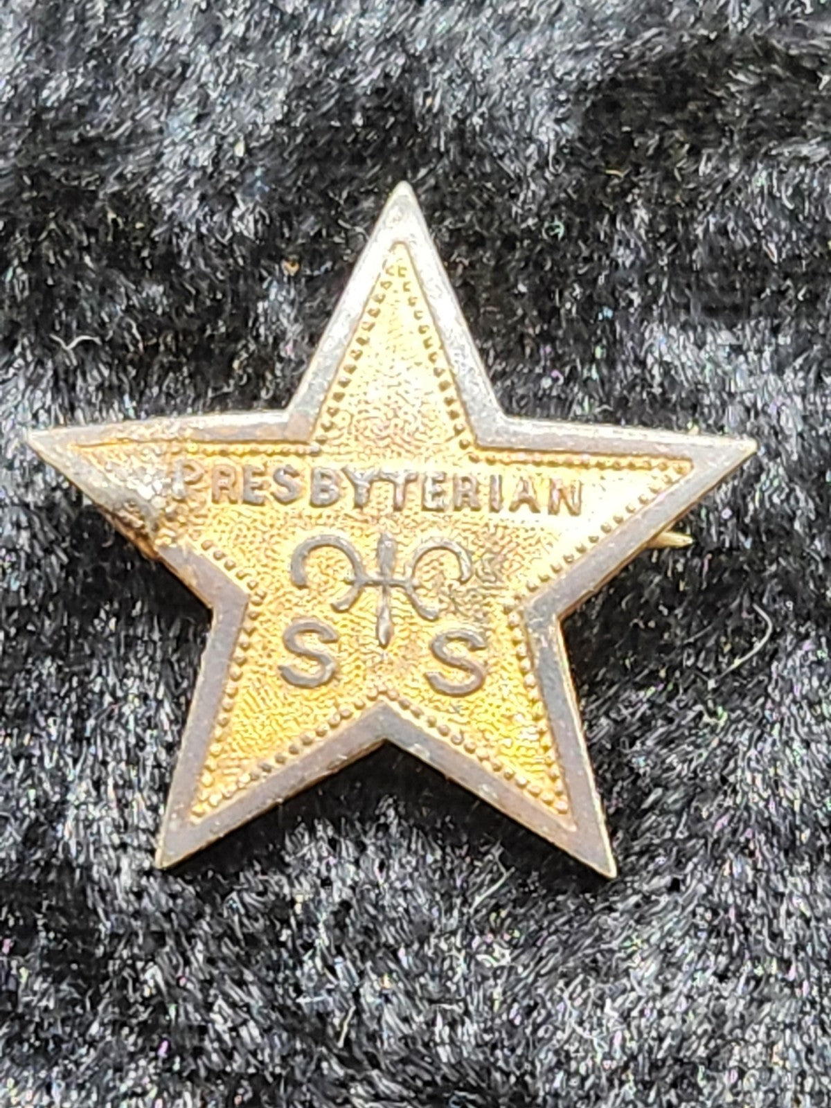 Vintage Presbyterian SS Star Pin Gold Tone Religious Sunday School Lapel Jewelry