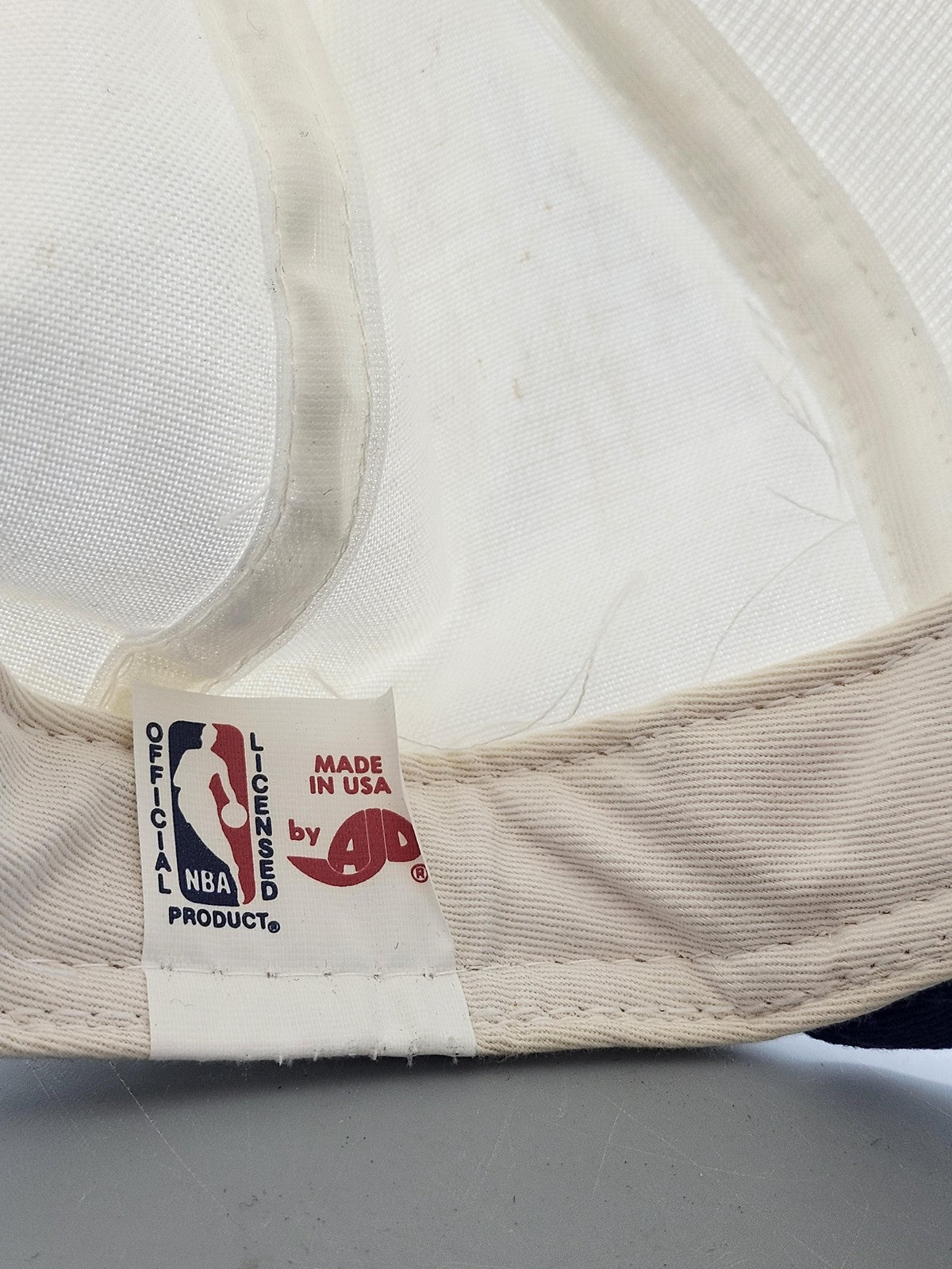 Vintage 1992 NBA Finals Hat Cap Snap Back White Blue NBA Basketball USA Mens