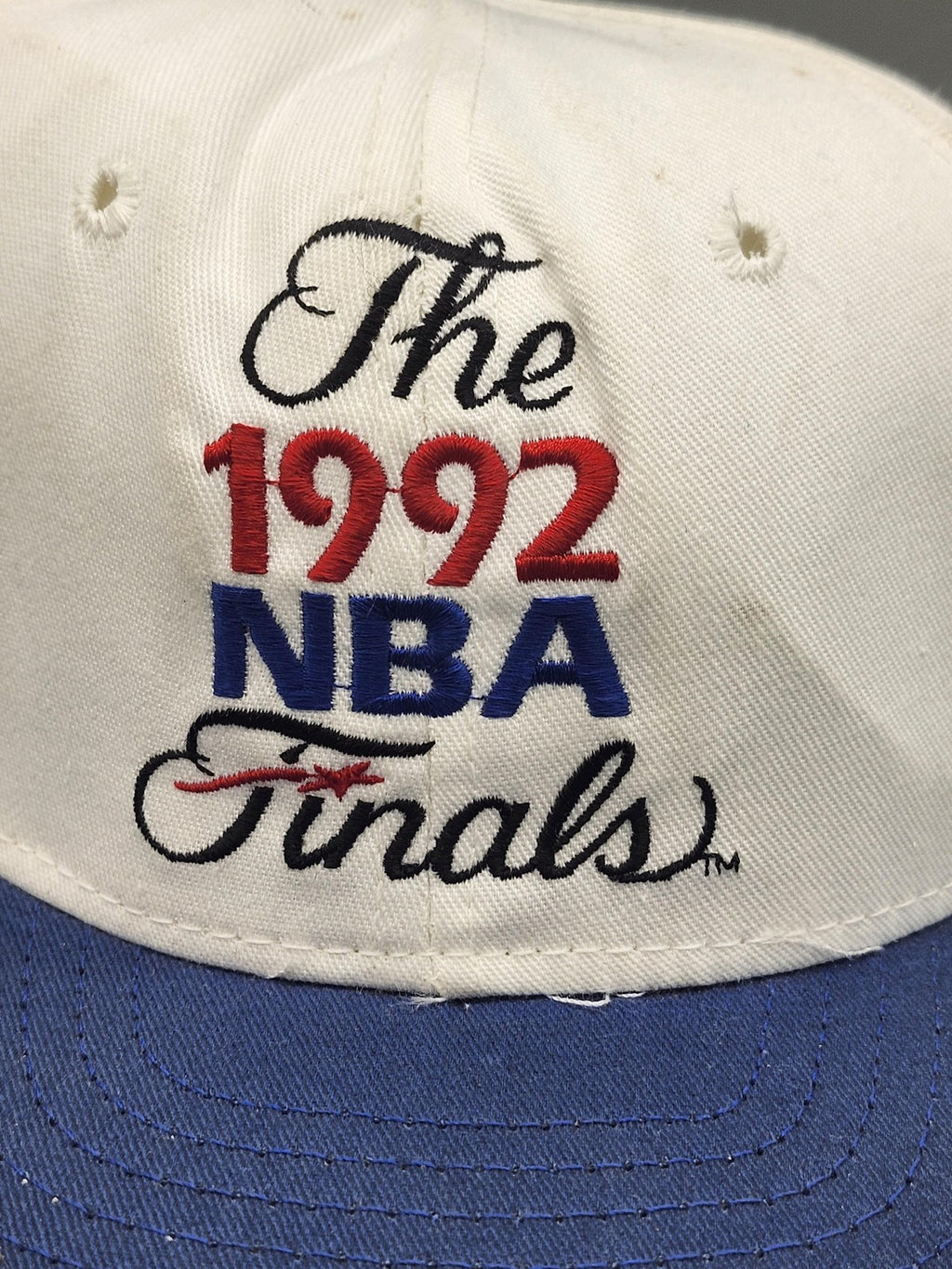 Vintage 1992 NBA Finals Hat Cap Snap Back White Blue NBA Basketball USA Mens
