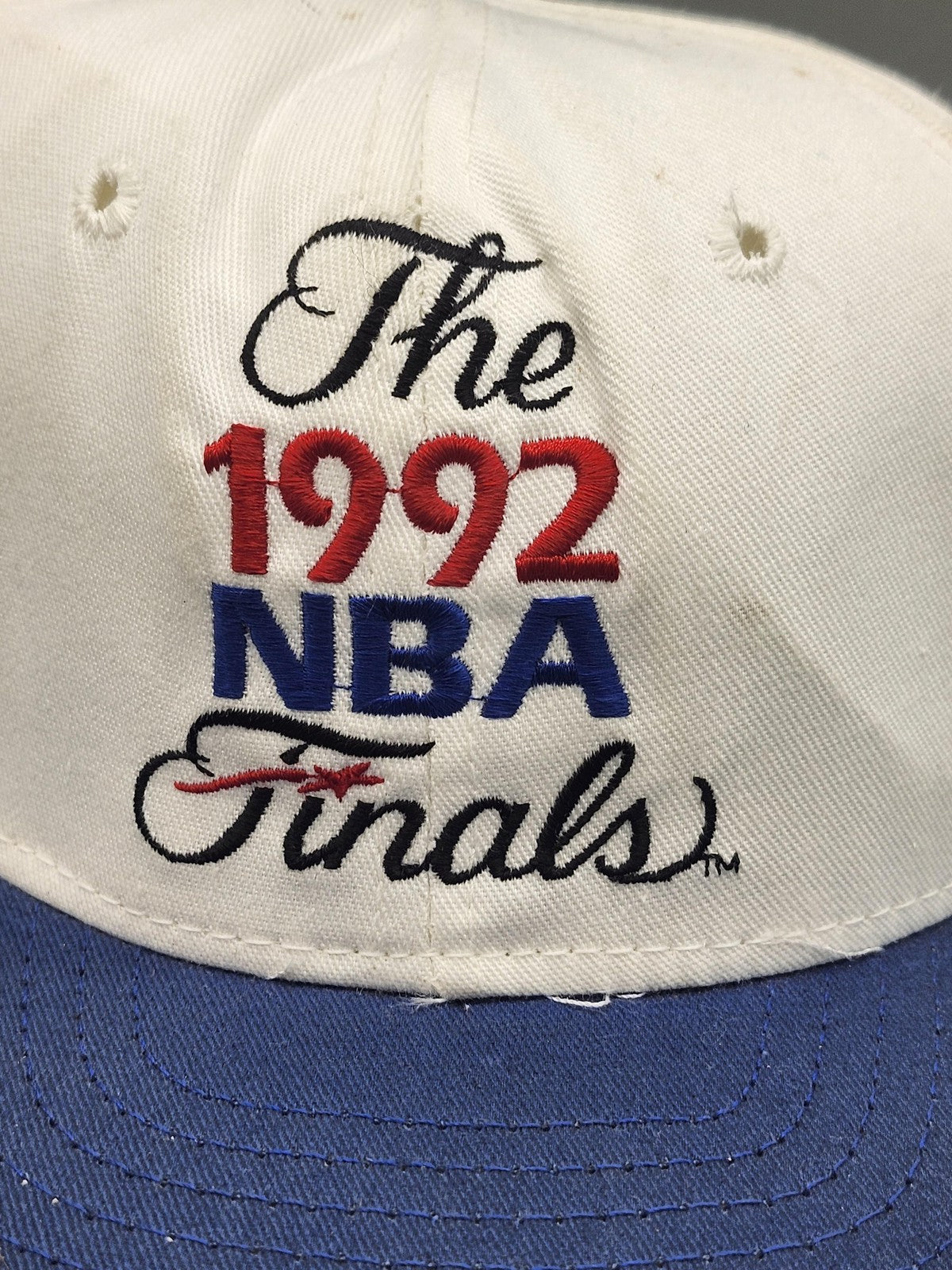 Vintage 1992 NBA Finals Hat Cap Snap Back White Blue NBA Basketball USA Mens