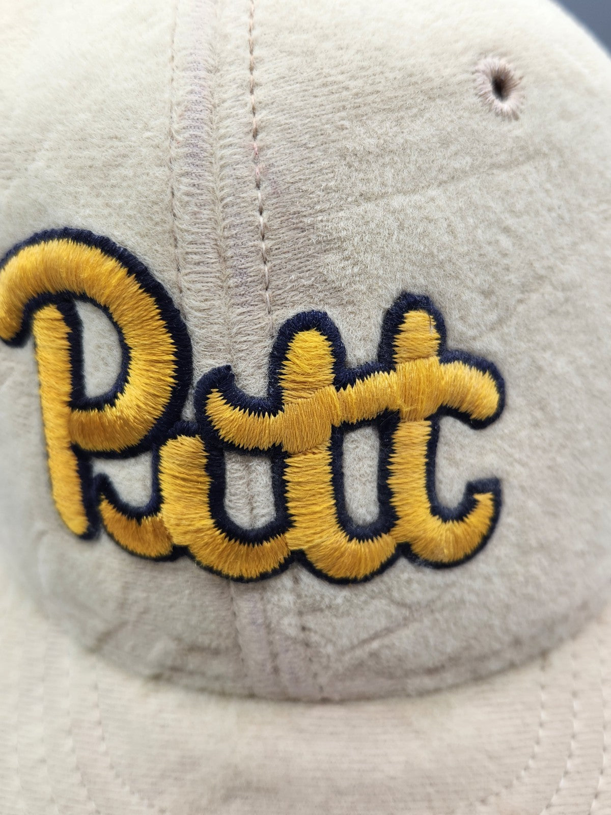 Vintage Pitt Panthers Script Snapback Hat Cap Beige Suede Look NCAA Retro