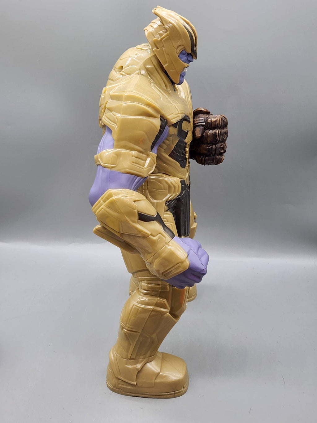 Marvel Avengers Endgame Thanos 14” Electronic Figure Infinity Gauntlet Hasbro...
