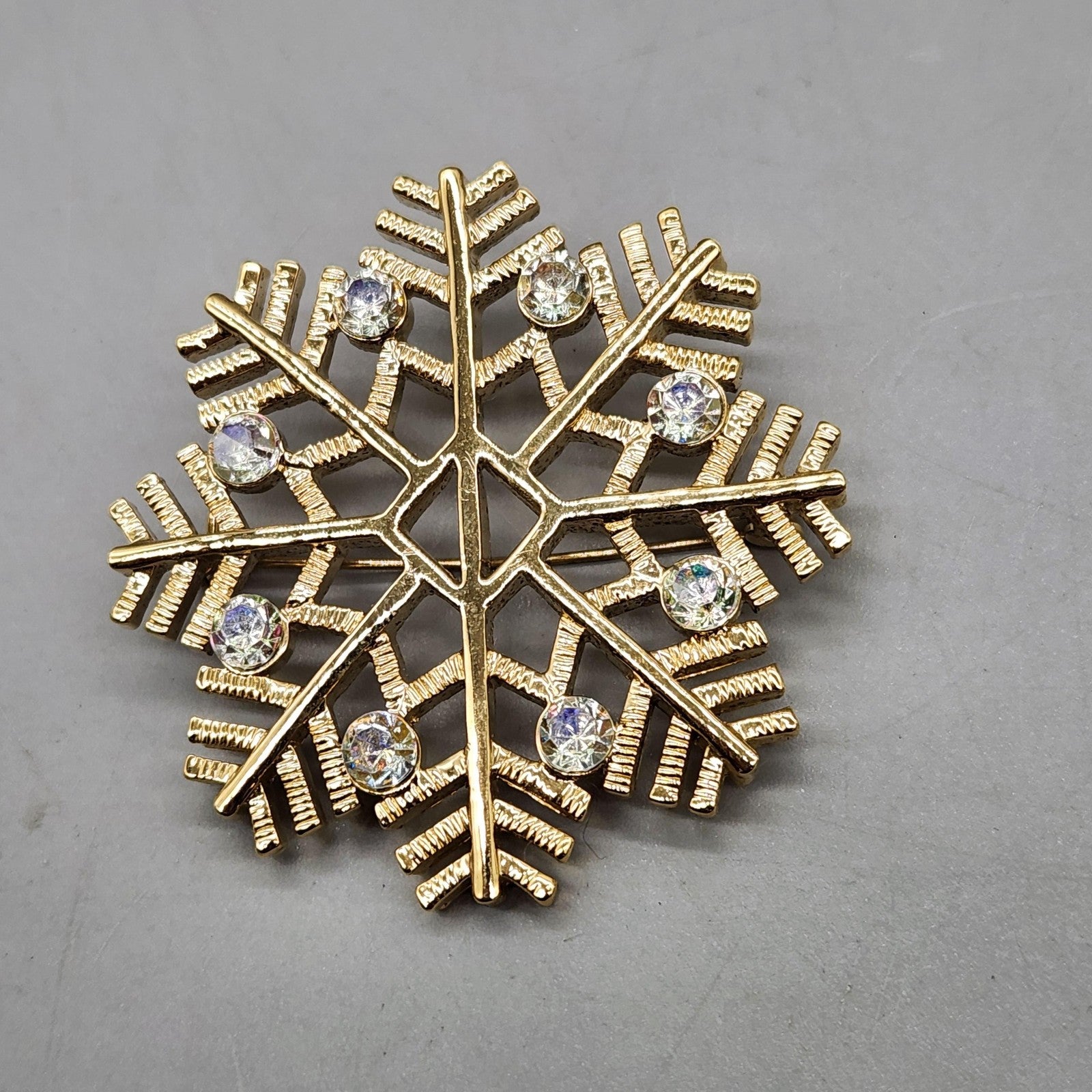 Snowflake Brooch Gold Tone Rhinestone Winter Holiday Pin Costume Jewelry Gift