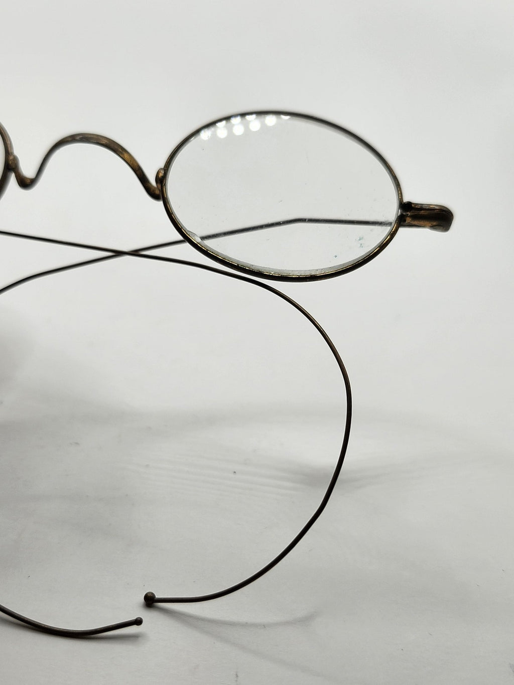 Vintage Wire Rim Oval Eyeglasses Cable Temple Spectacles Gold Tone Metal USA