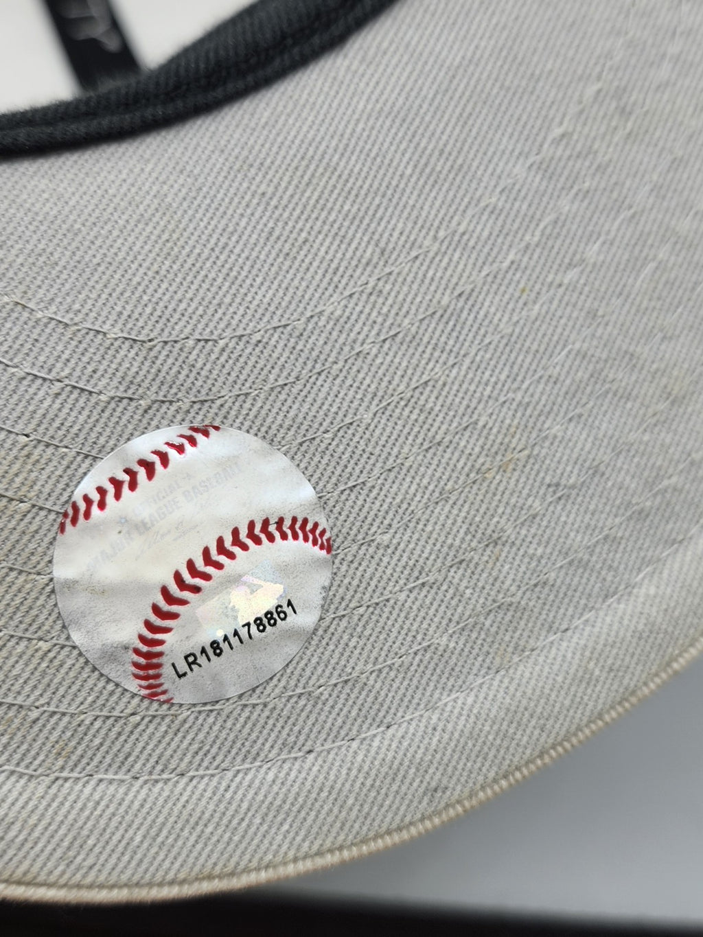 New Era 59FIFTY New York Yankees Fitted Hat White Red Size 7 5/8 MLB