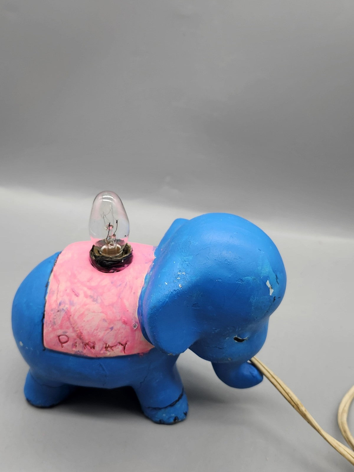 Vintage Chalkware Blue Elephant Bedside Lamp Plug In Nursery Night Light Pinky