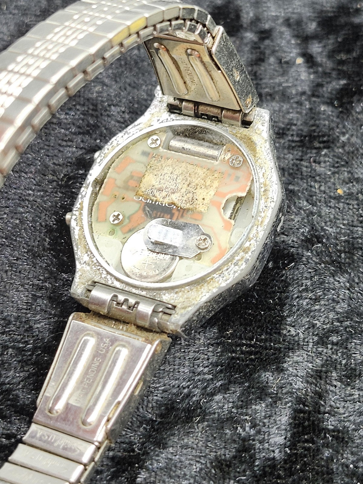 Vintage Samtron Watch Mens Silver Tone LCD Digital Quartz Bracelet Parts