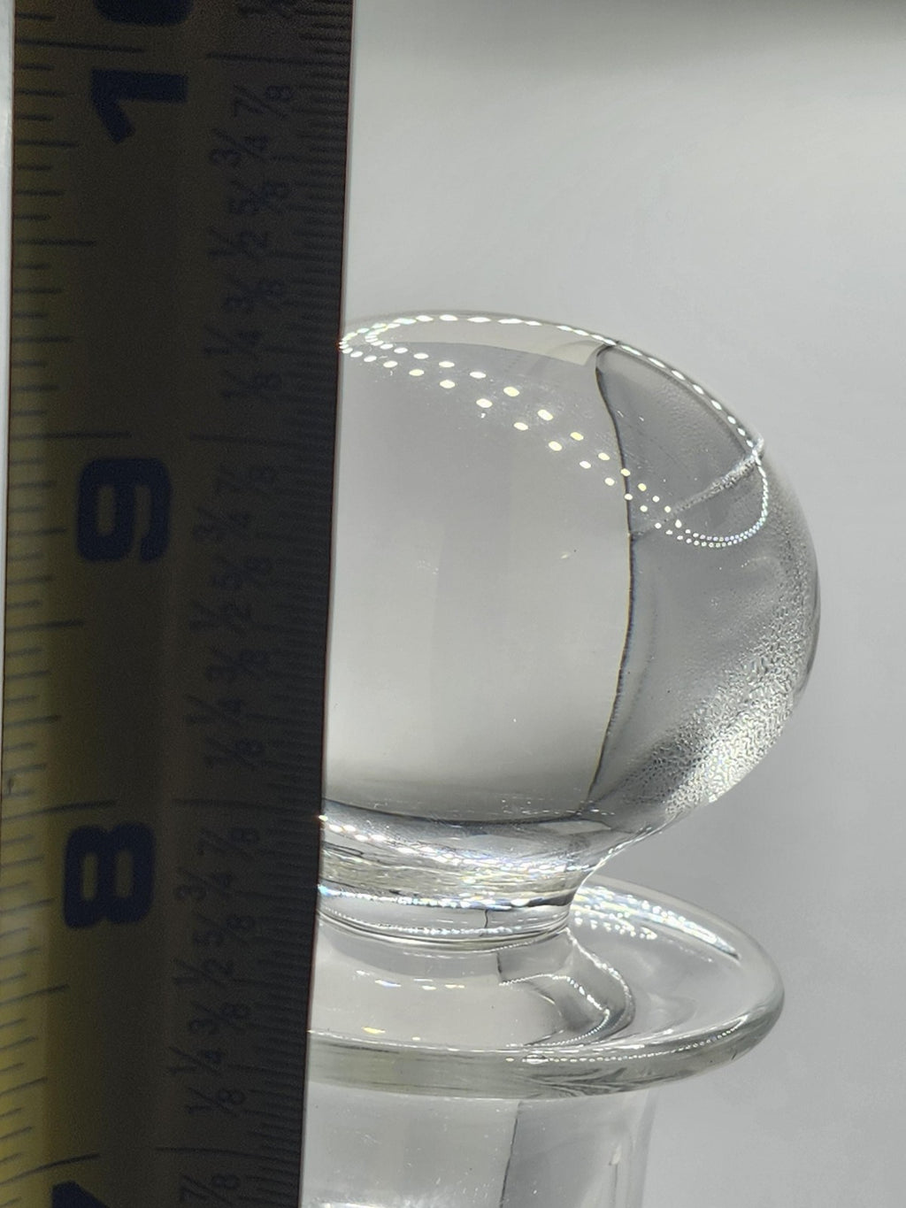 Oneida Crystal Clear Whiskey Decanter Round Stopper Barware Made In Slovakia